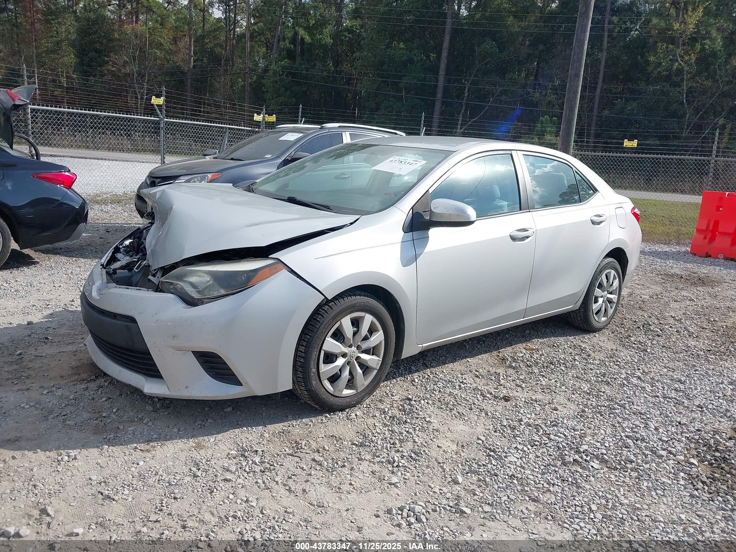 TOYOTA COROLLA image 2