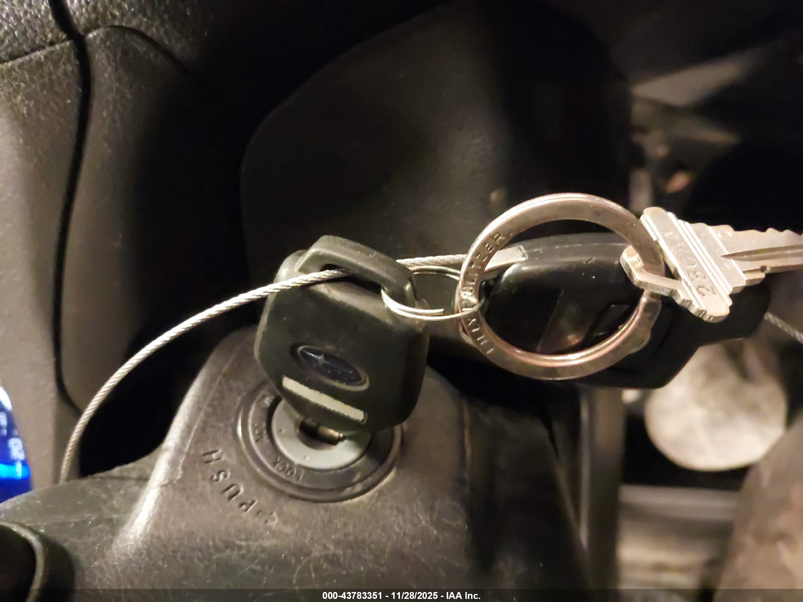 SUBARU OUTBACK image 11