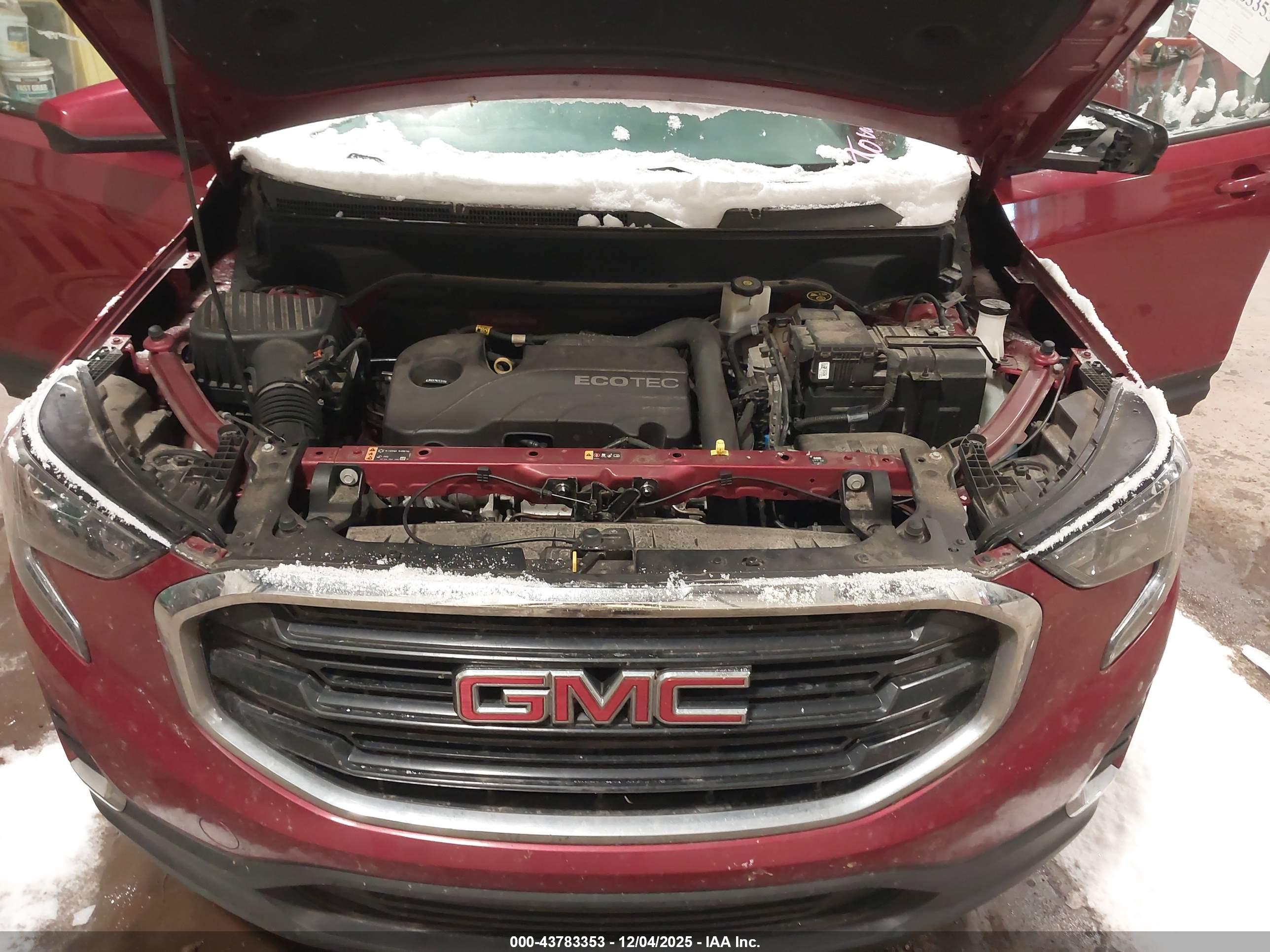 GMC TERRAIN image 10