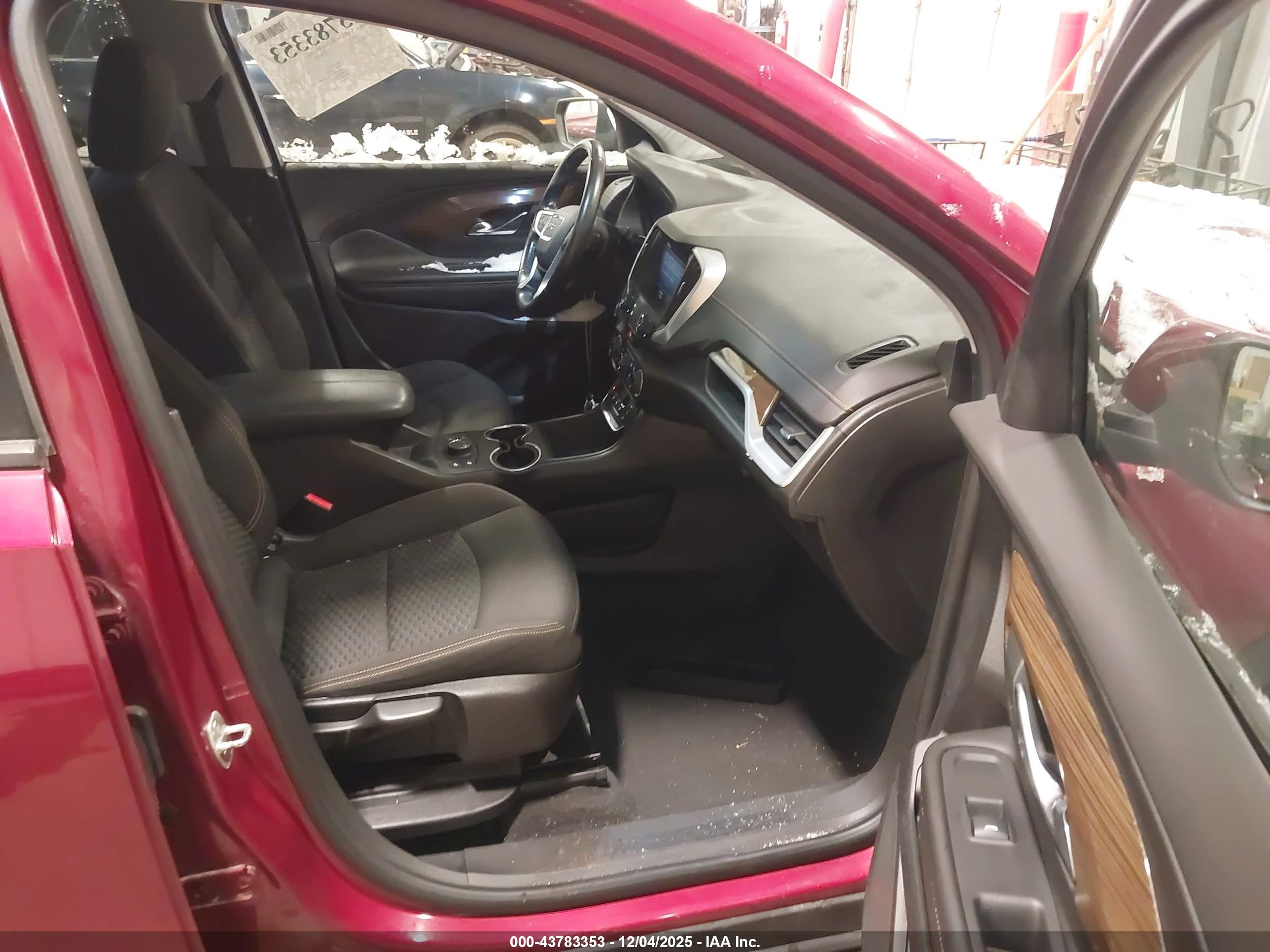 GMC TERRAIN image 5
