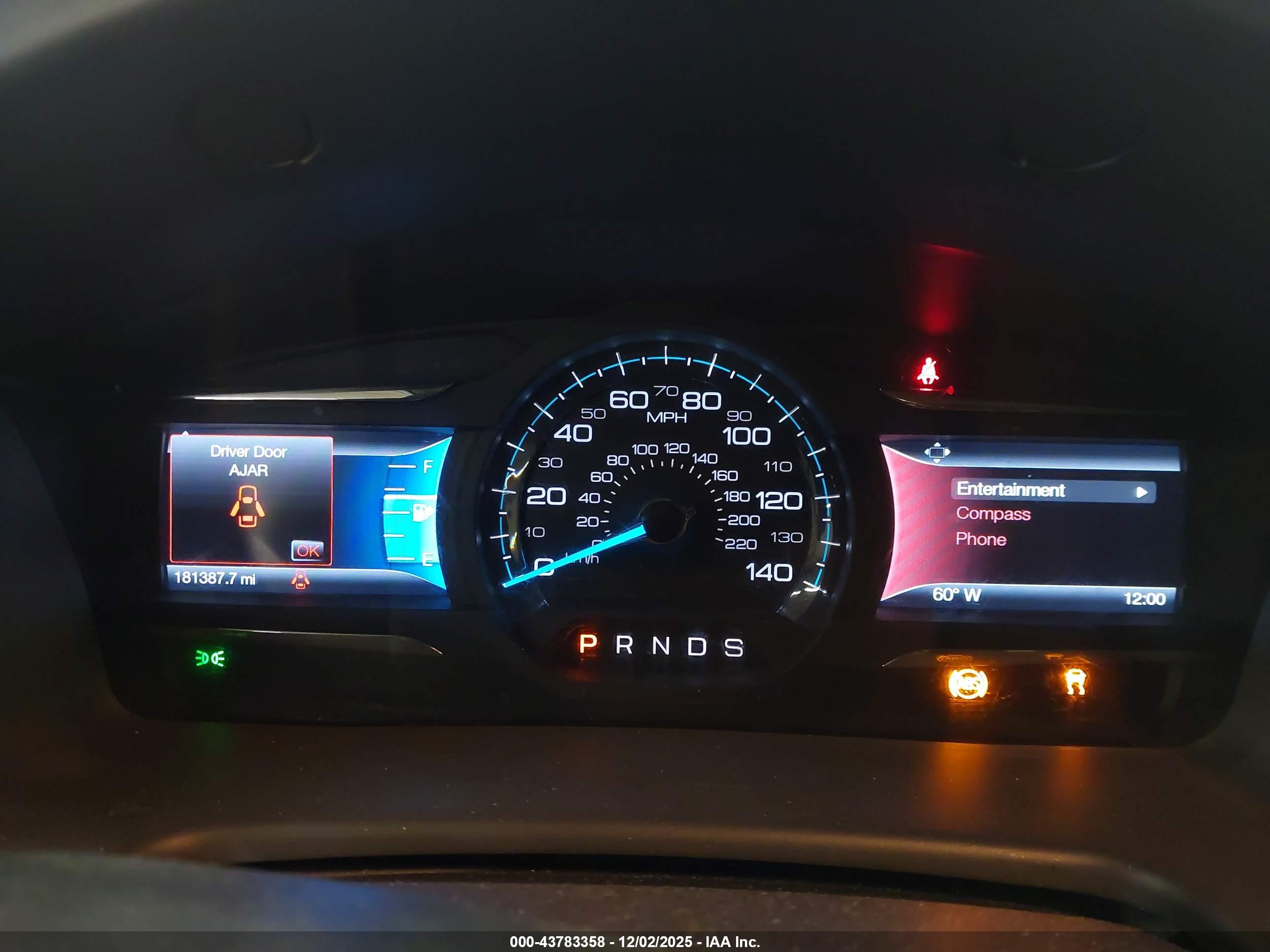FORD FLEX image 7