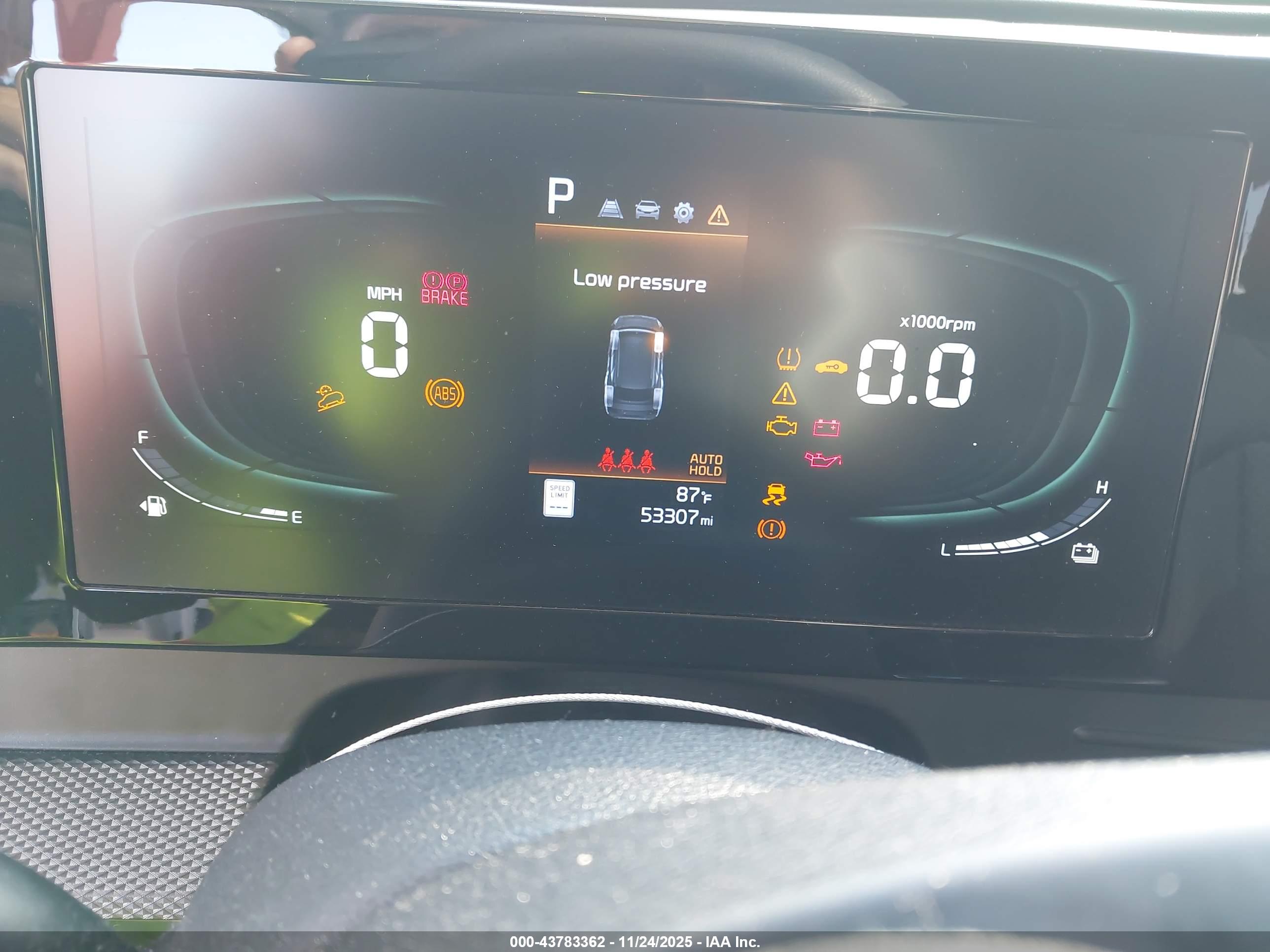 KIA SPORTAGE image 7