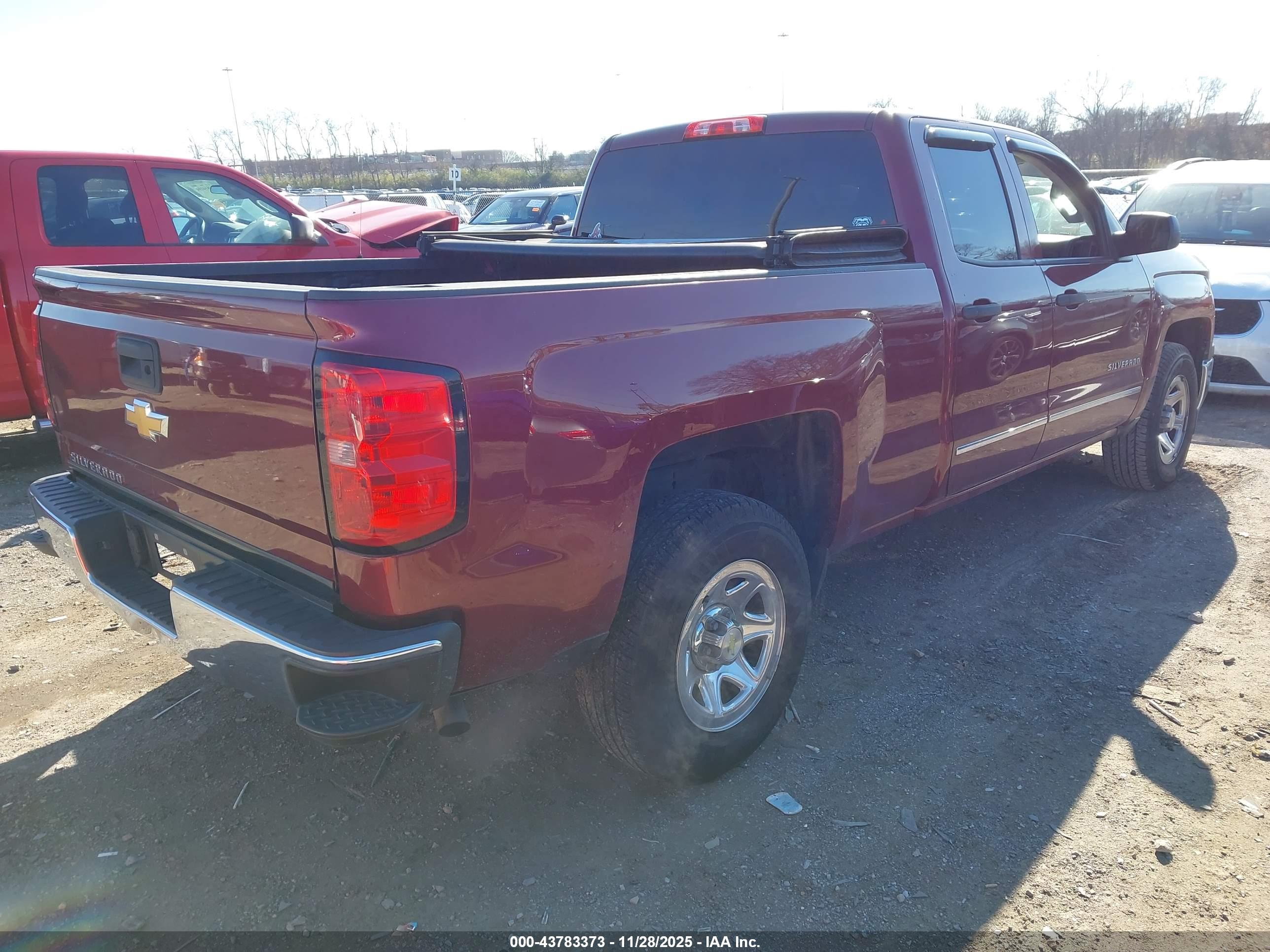 CHEVROLET SILVERADO image 4