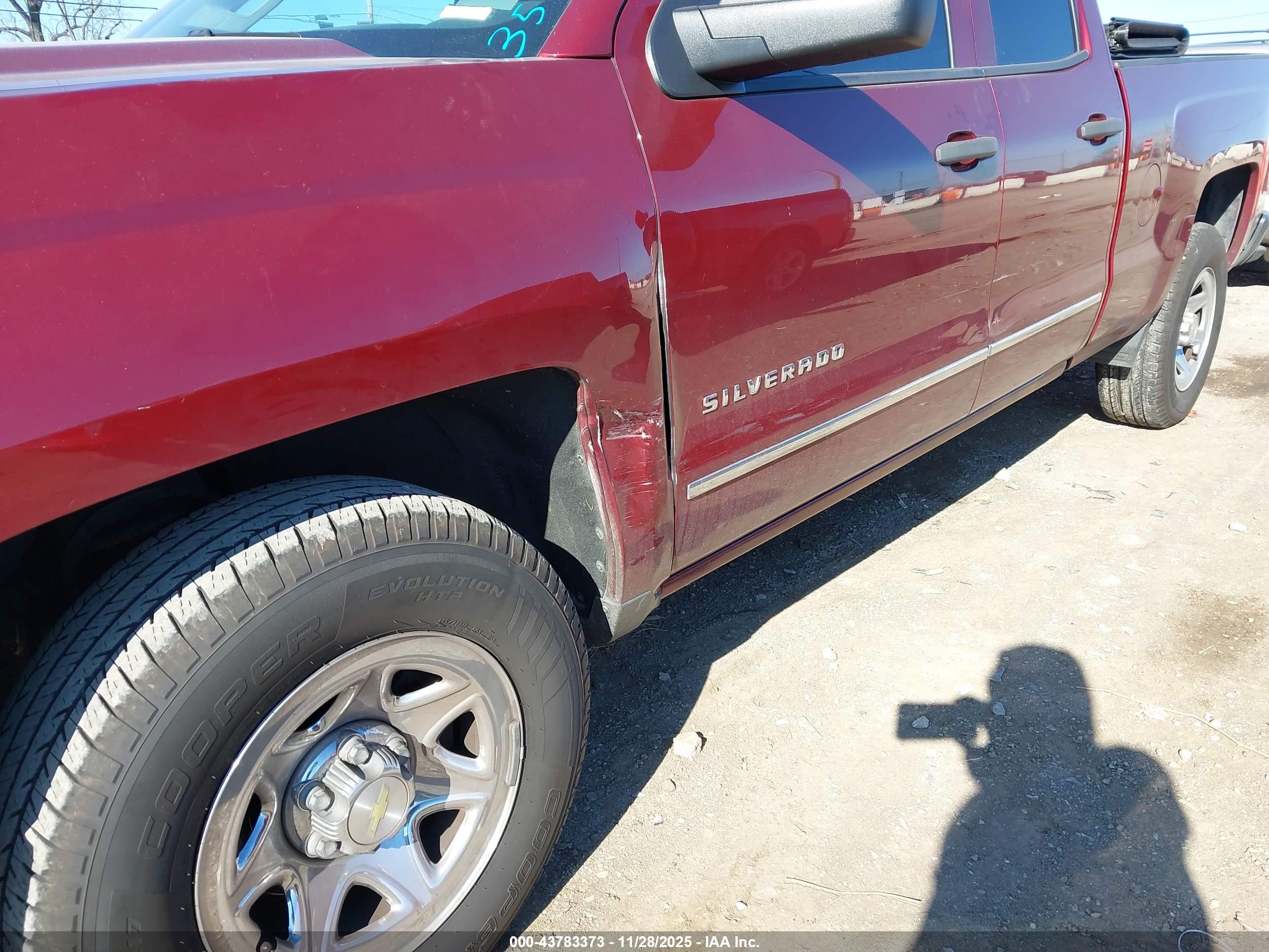 CHEVROLET SILVERADO image 6
