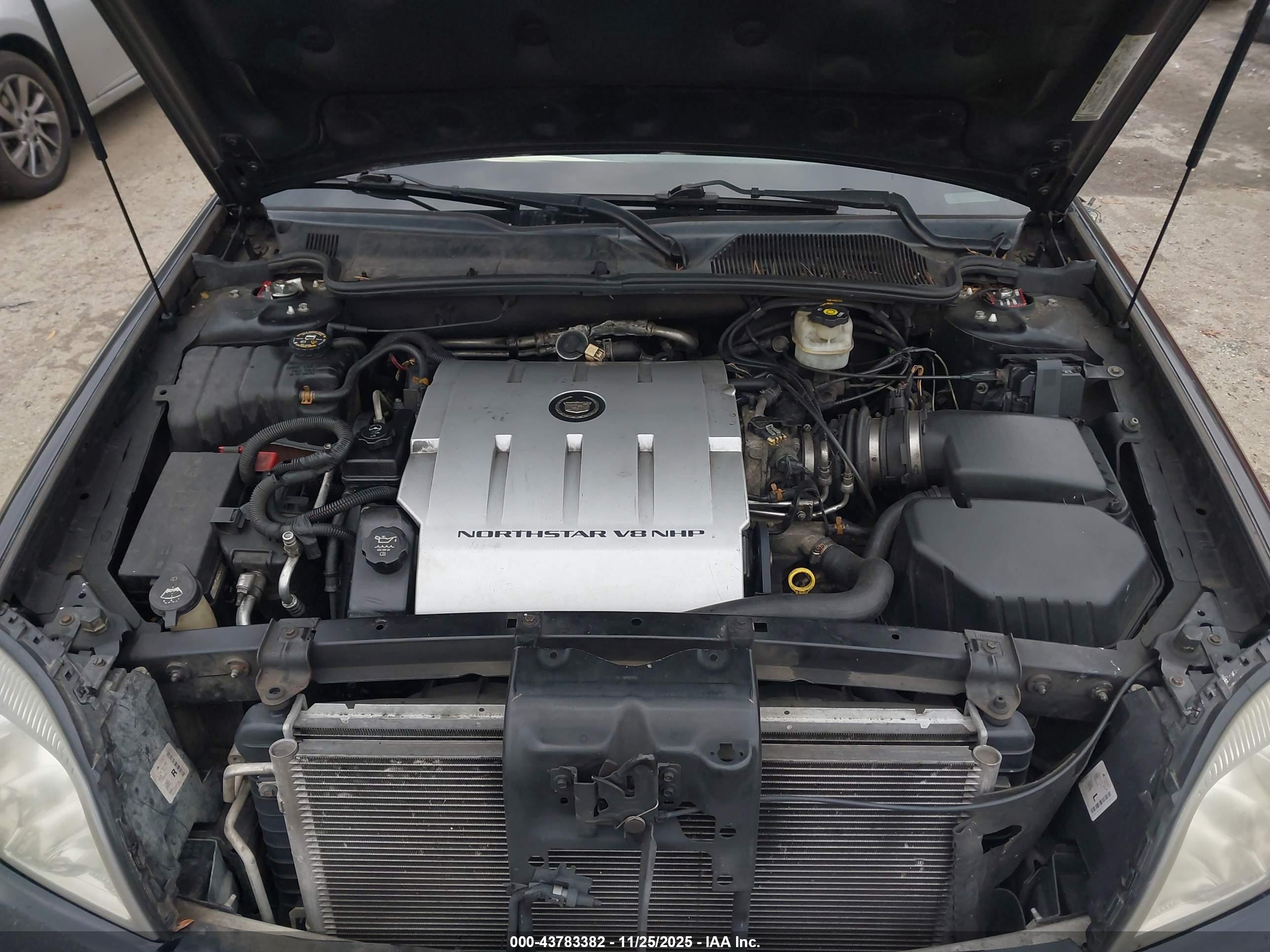 CADILLAC DEVILLE image 10