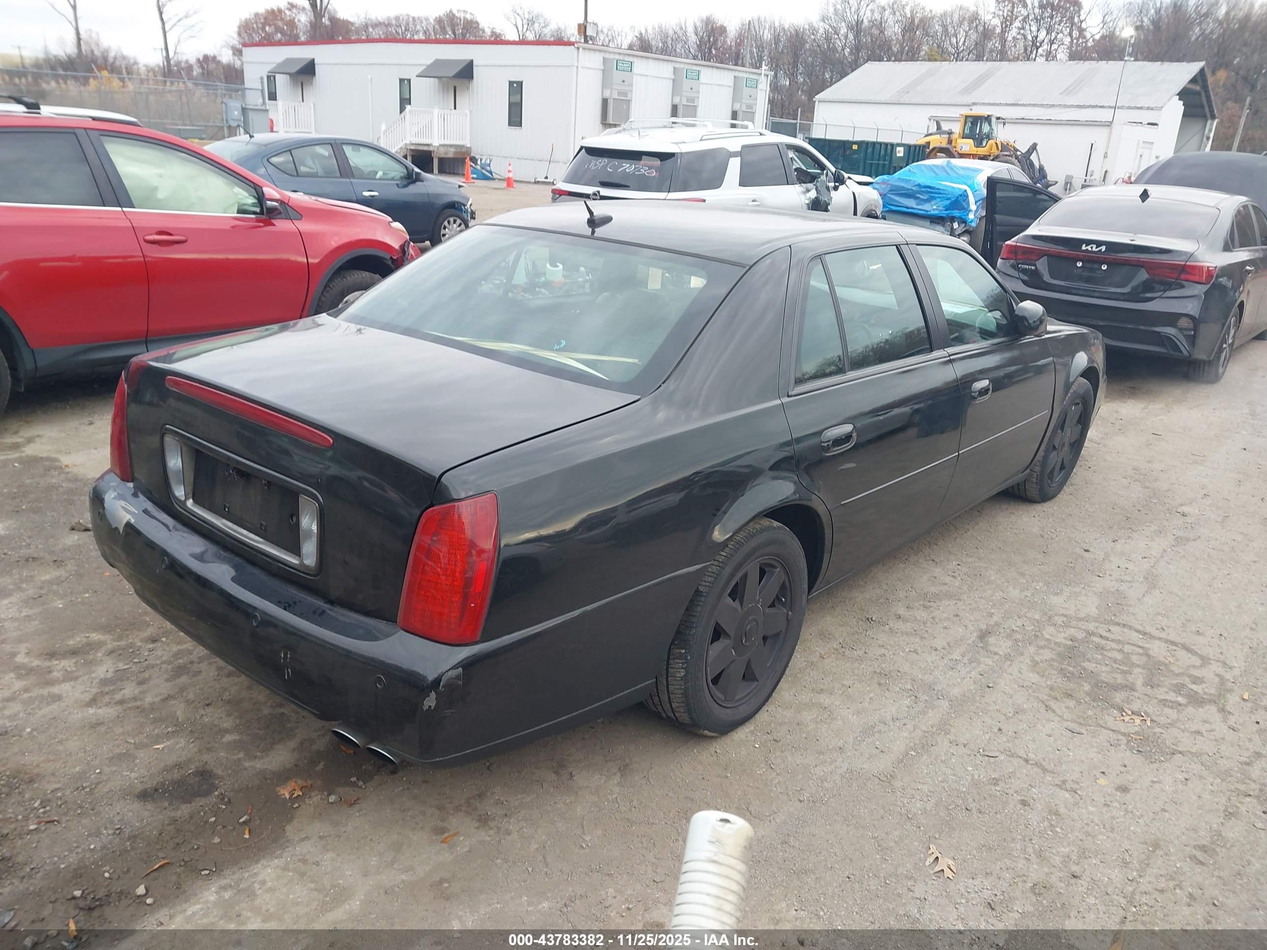 CADILLAC DEVILLE image 4