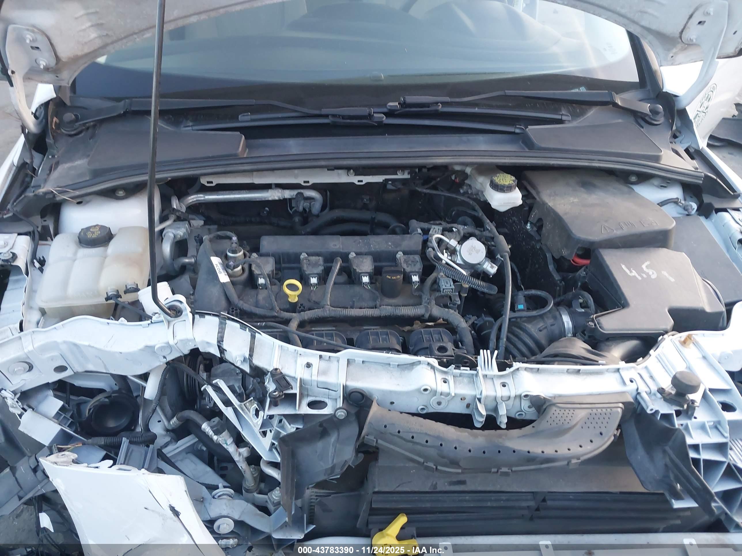 FORD FOCUS image 10