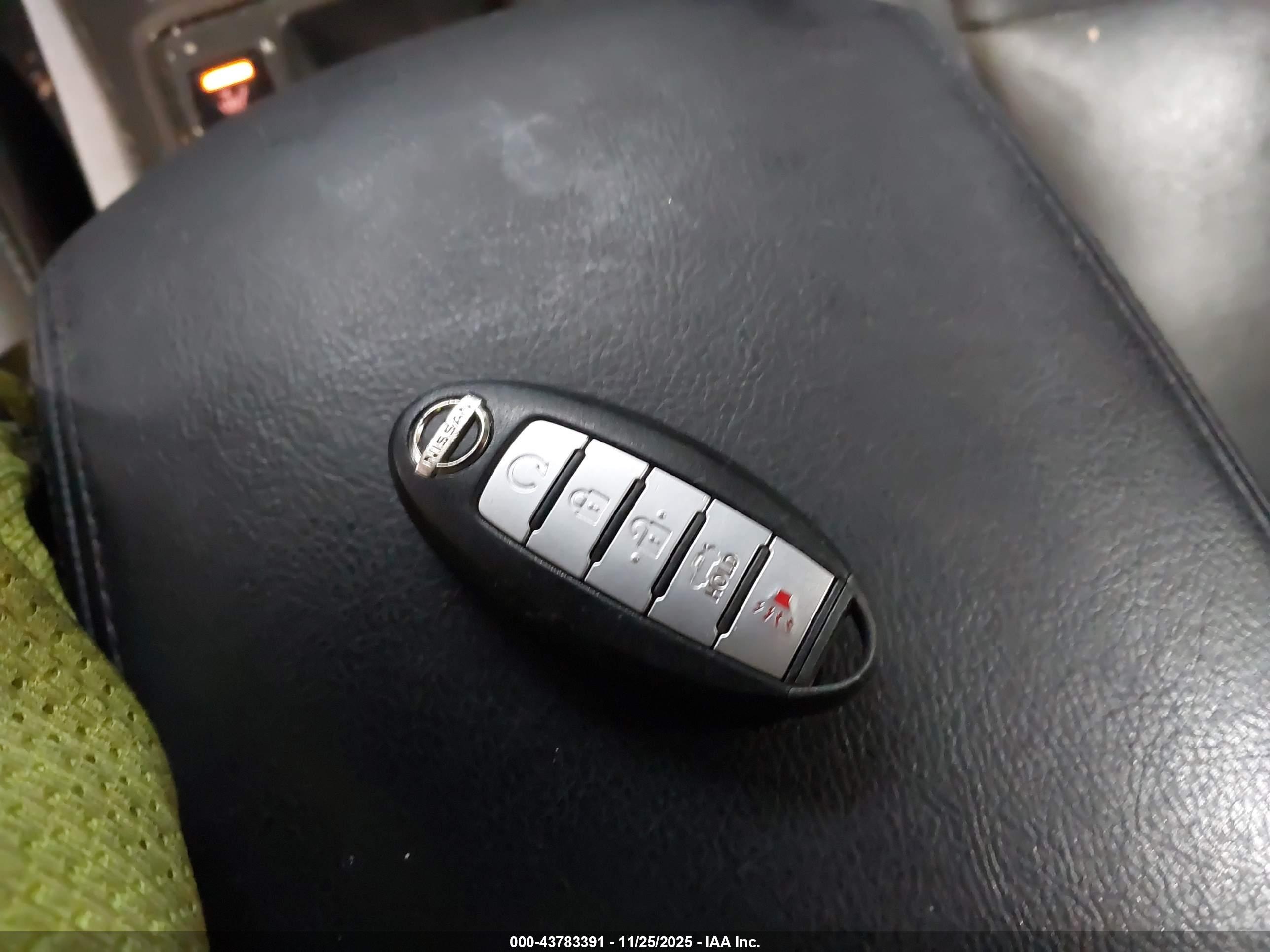 NISSAN ALTIMA image 11