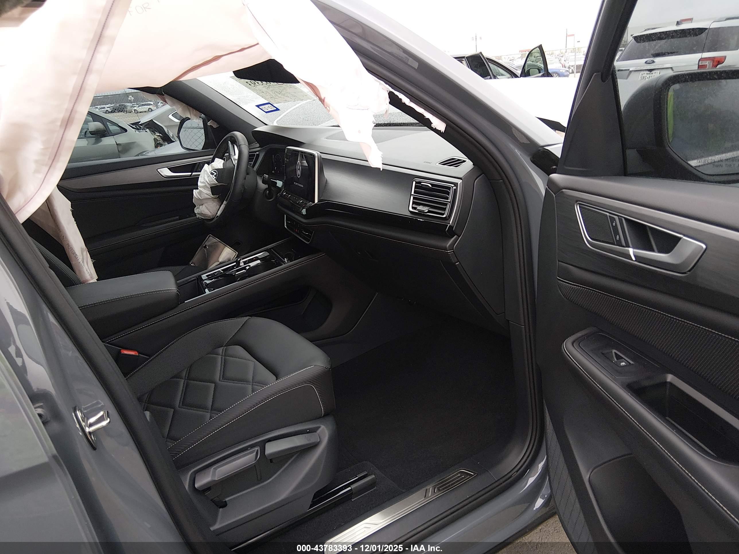 VOLKSWAGEN ATLAS image 5