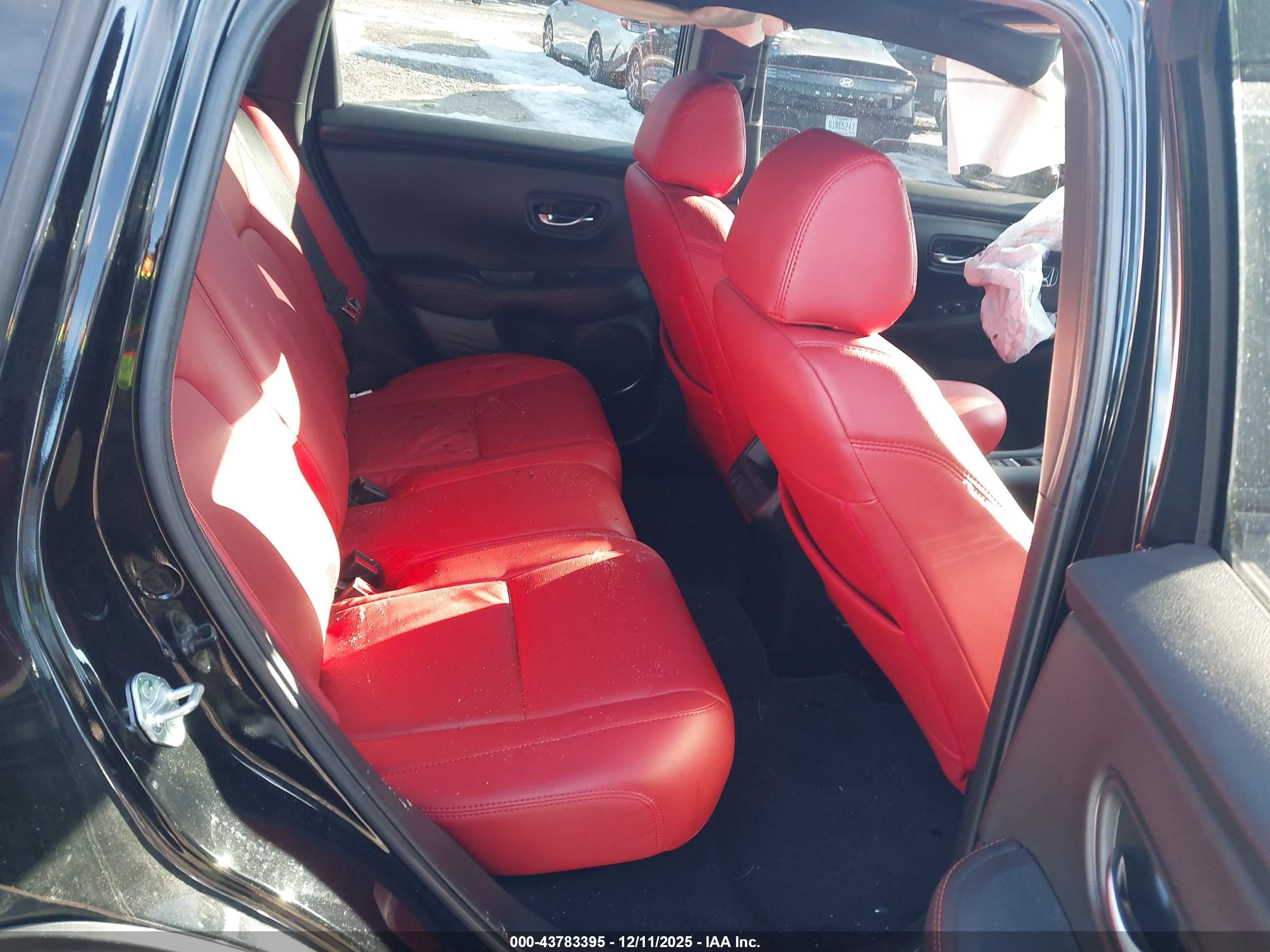 HONDA HR-V image 8