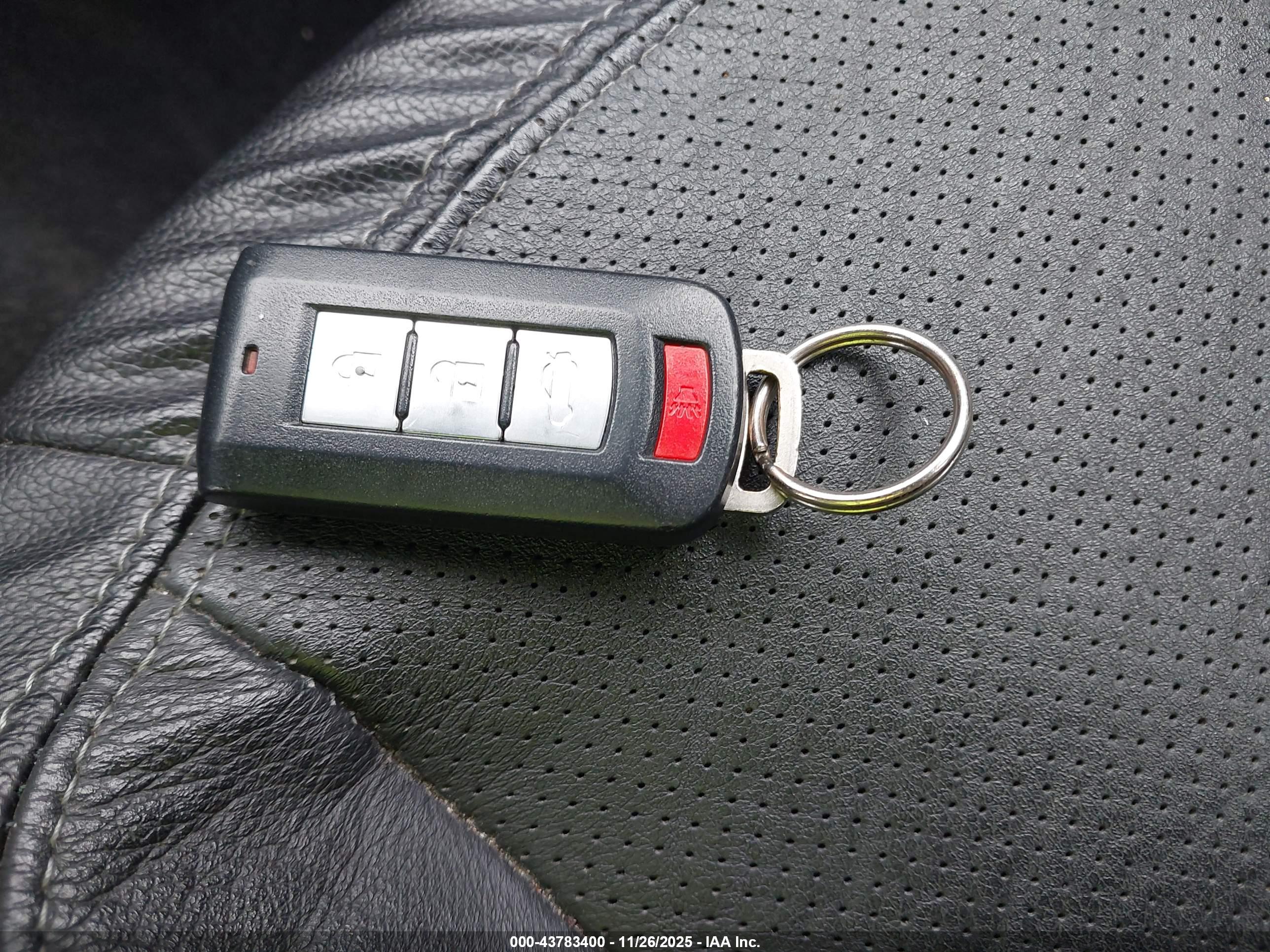 MITSUBISHI LANCER image 11