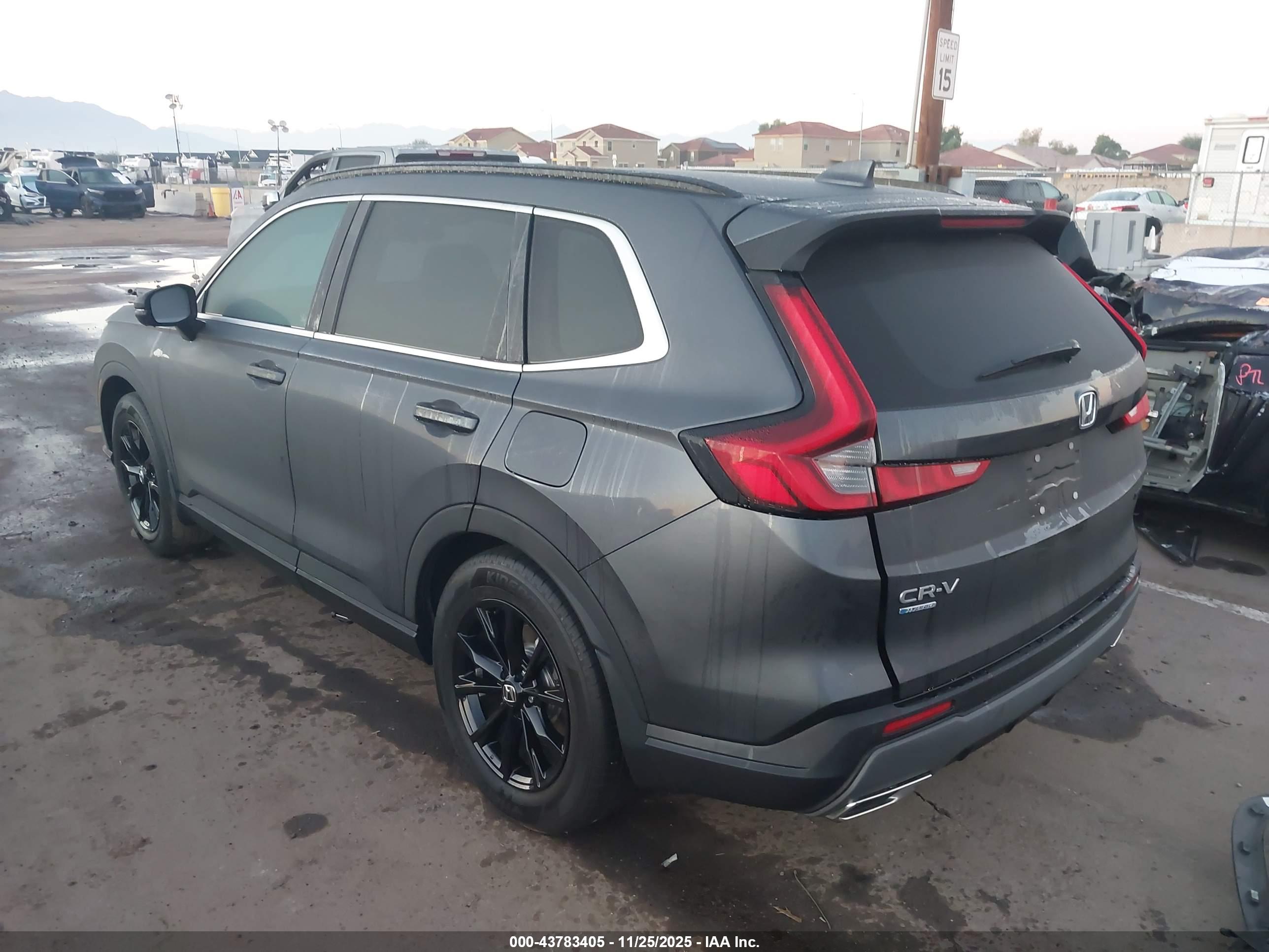 HONDA CR-V image 3