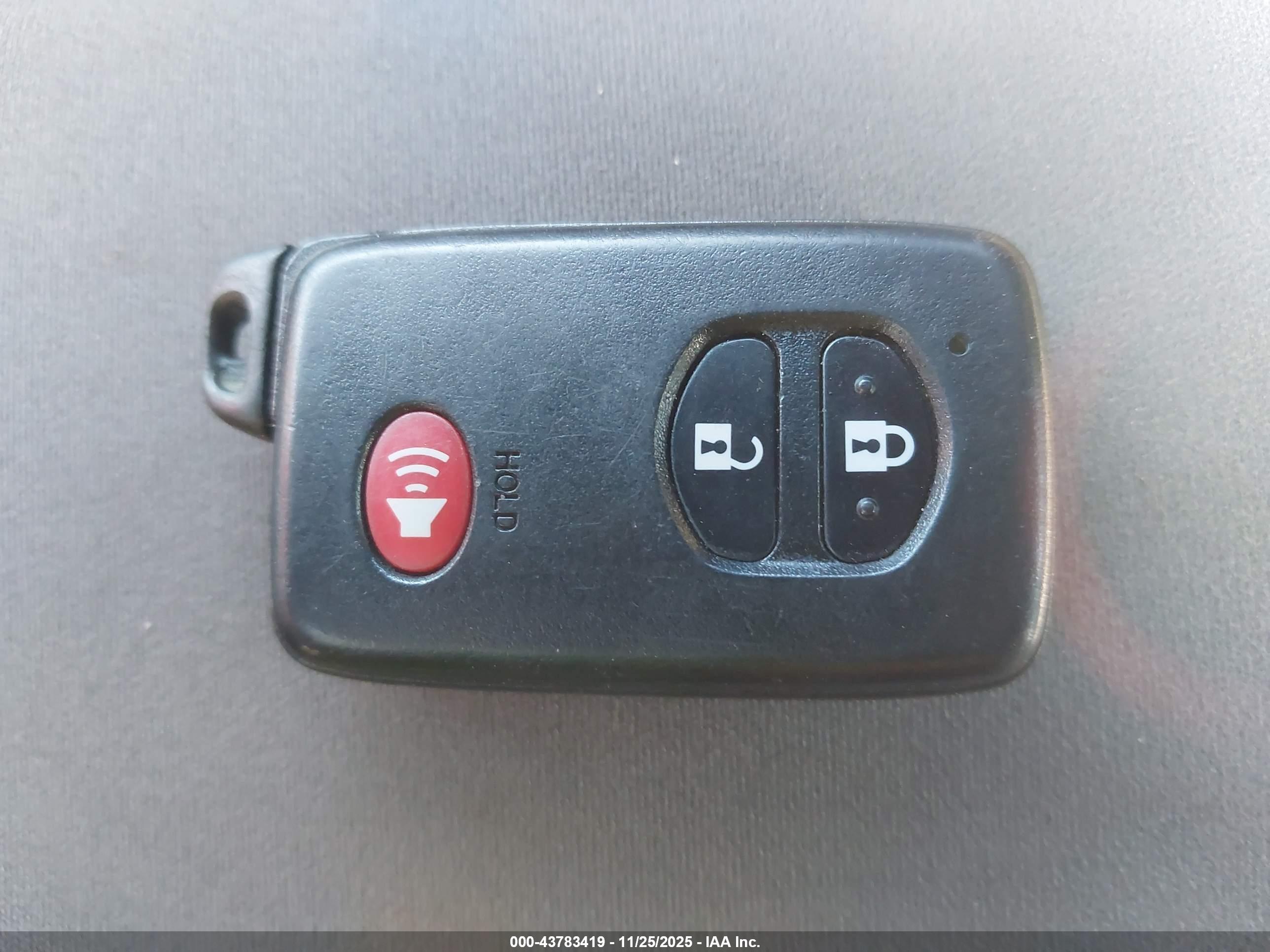 TOYOTA PRIUS image 11