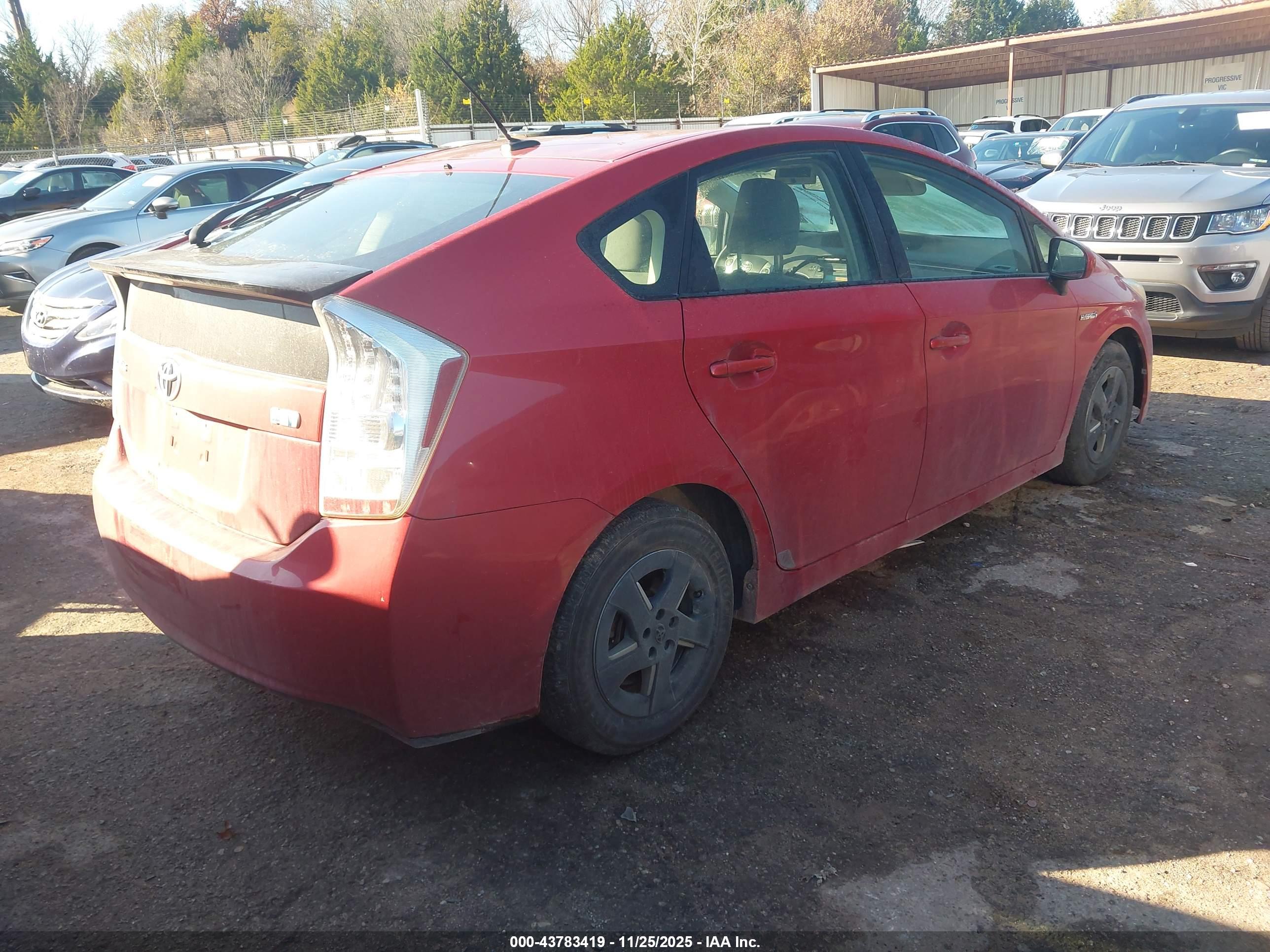 TOYOTA PRIUS image 4