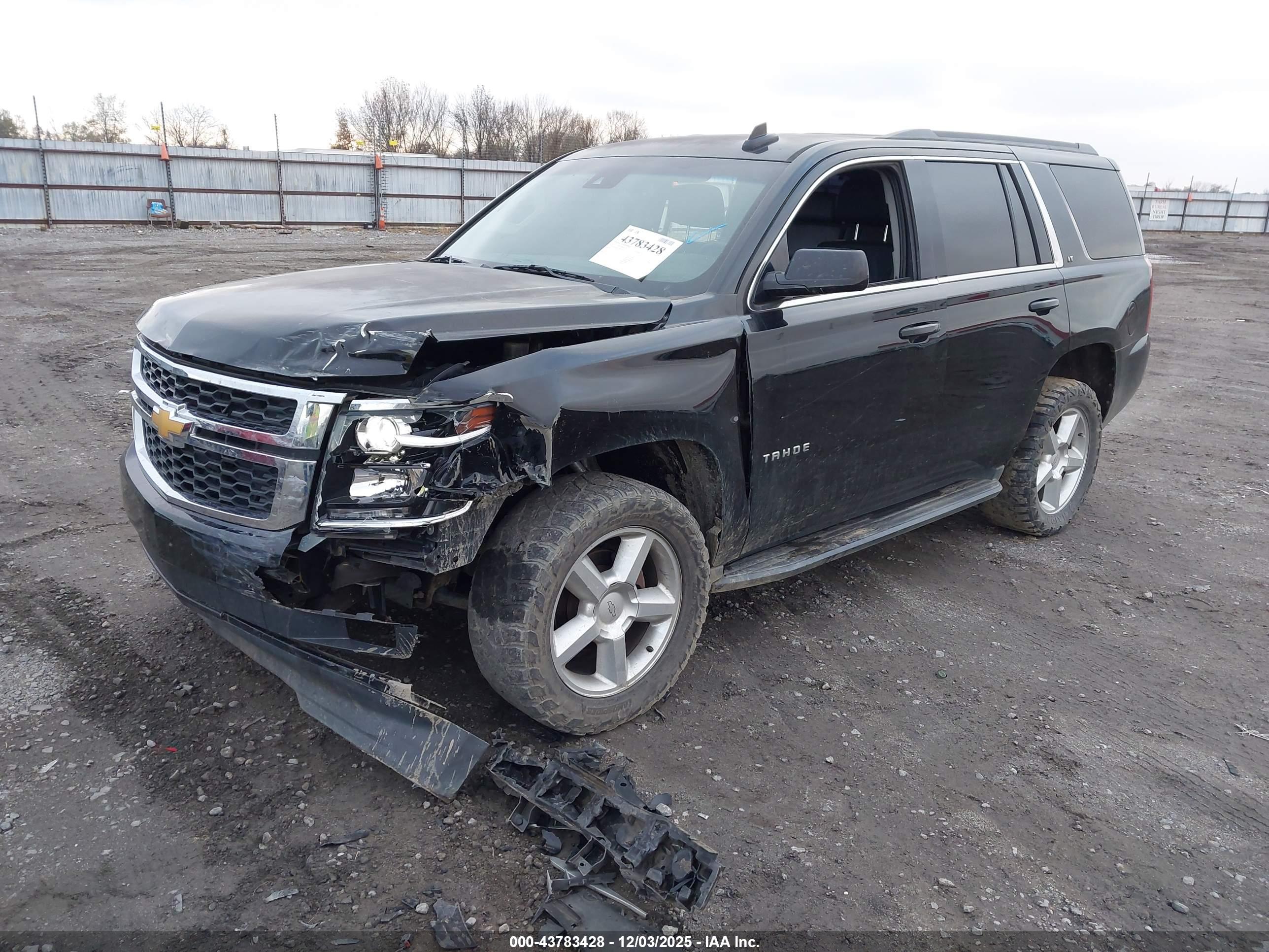 CHEVROLET TAHOE image 2