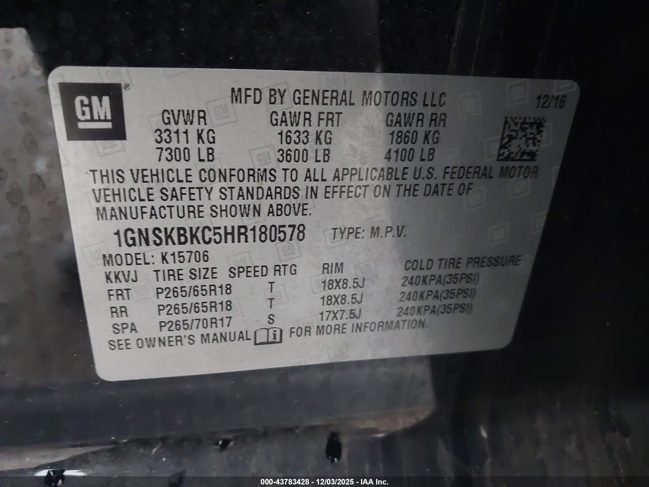 CHEVROLET TAHOE image 9