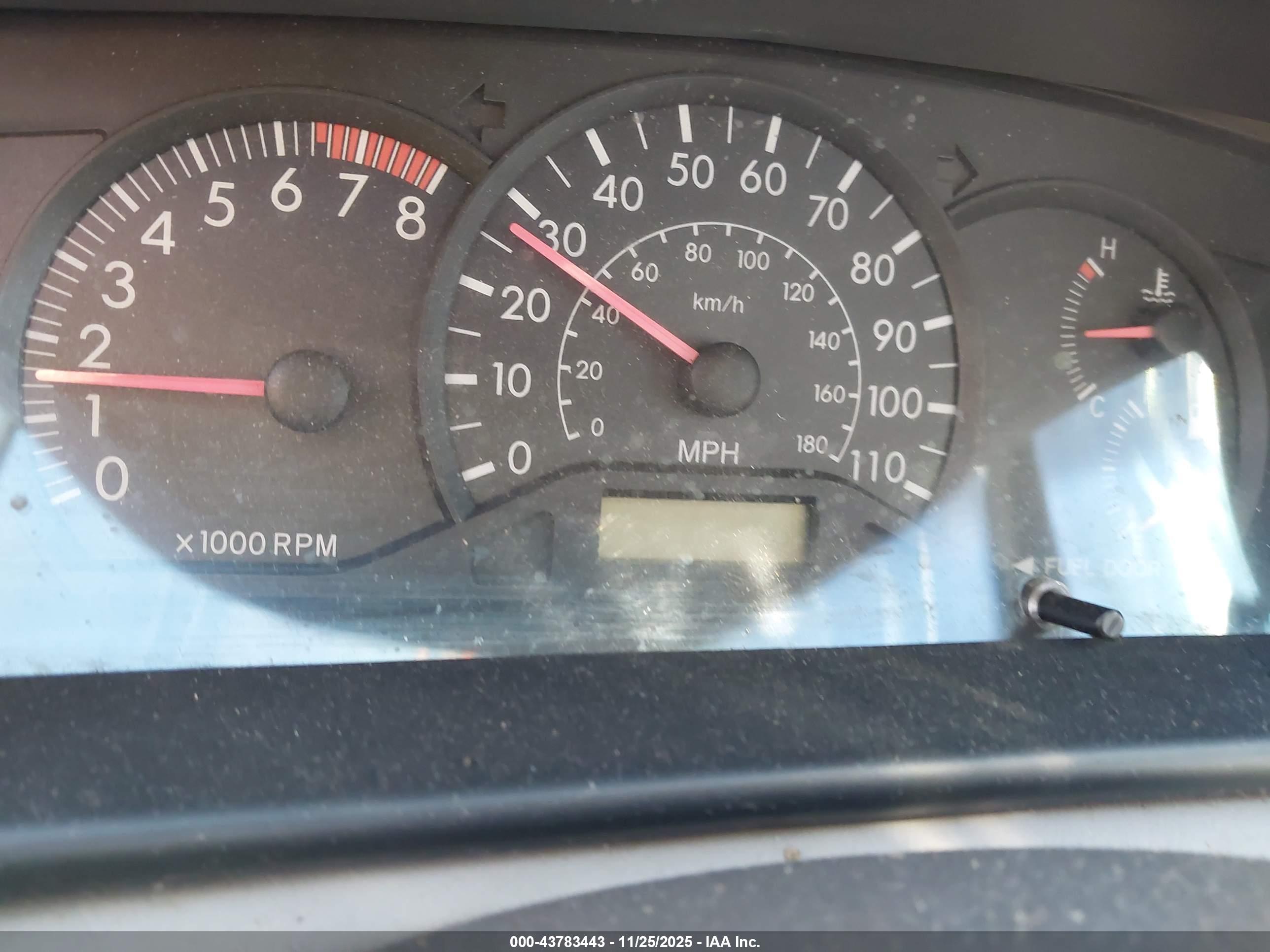 TOYOTA COROLLA image 7