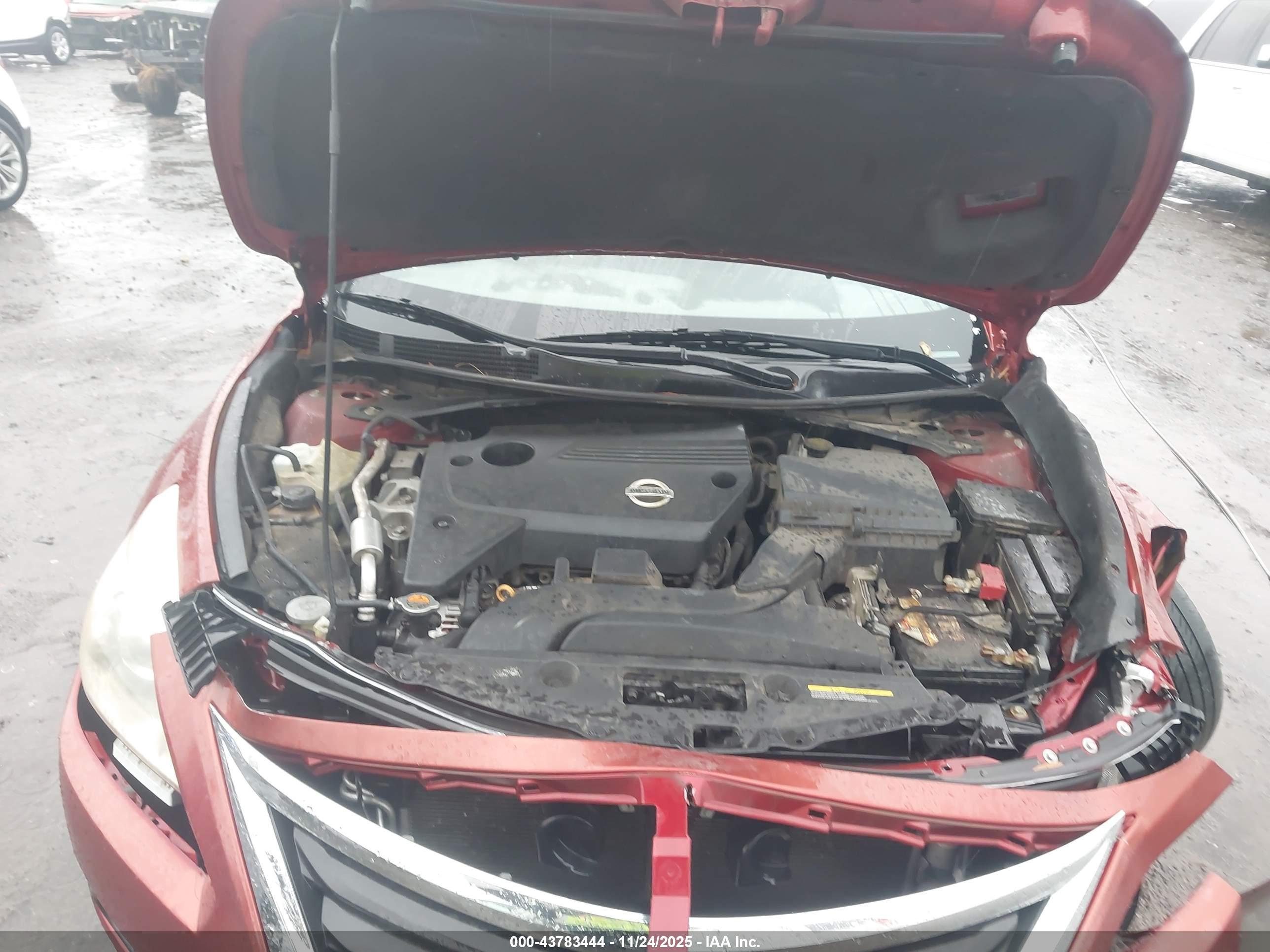 NISSAN ALTIMA image 10