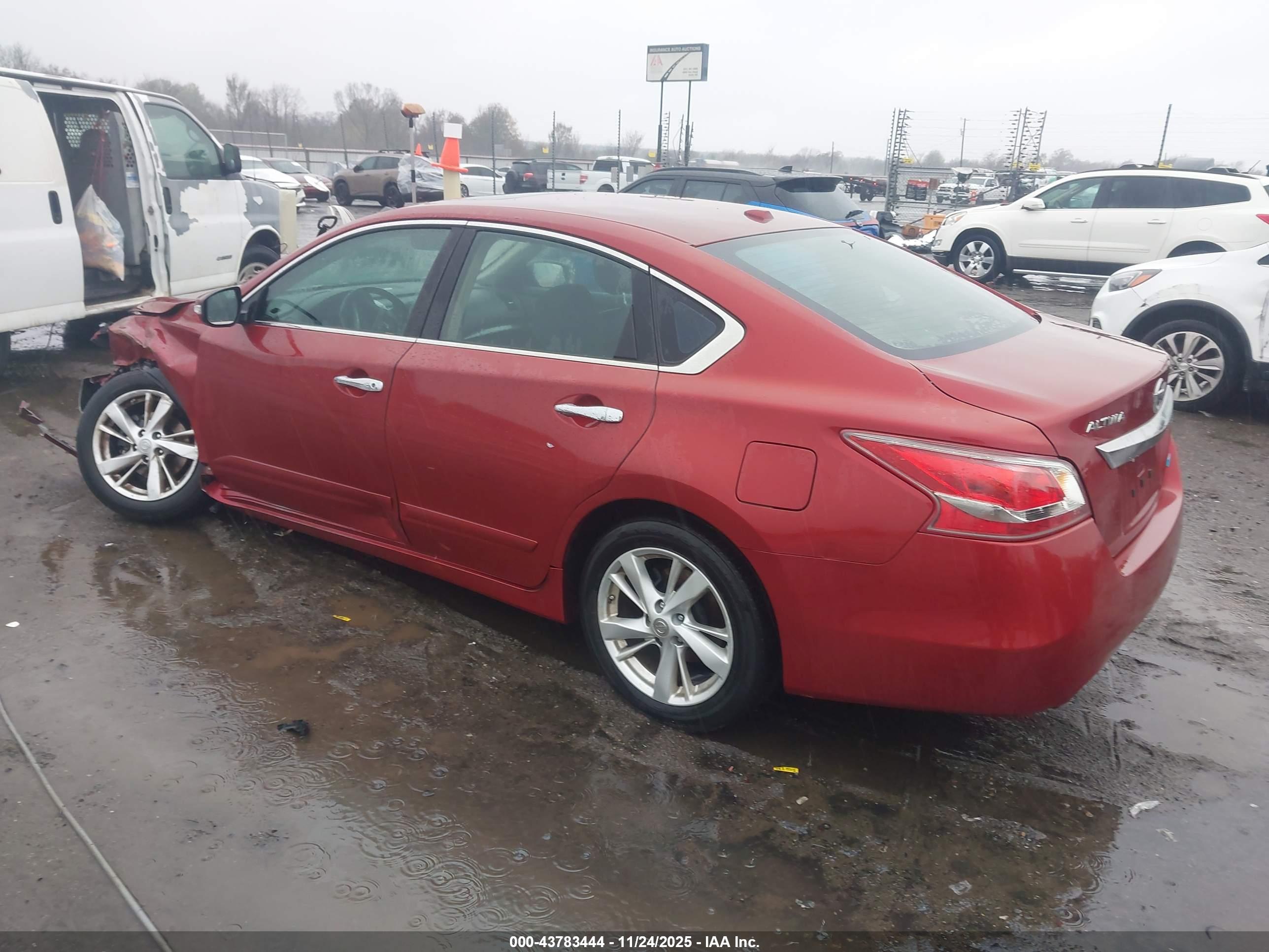 NISSAN ALTIMA image 3