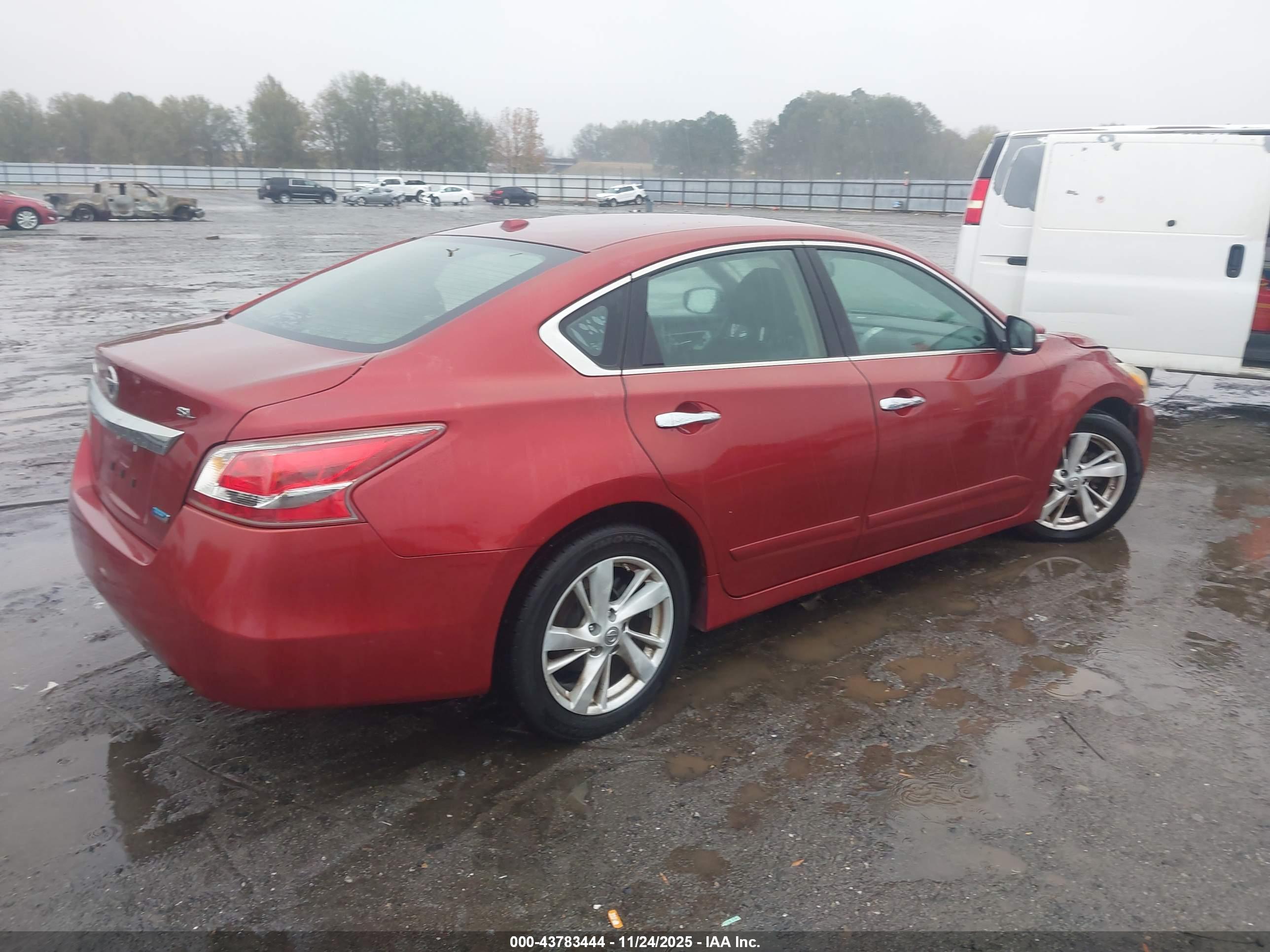 NISSAN ALTIMA image 4