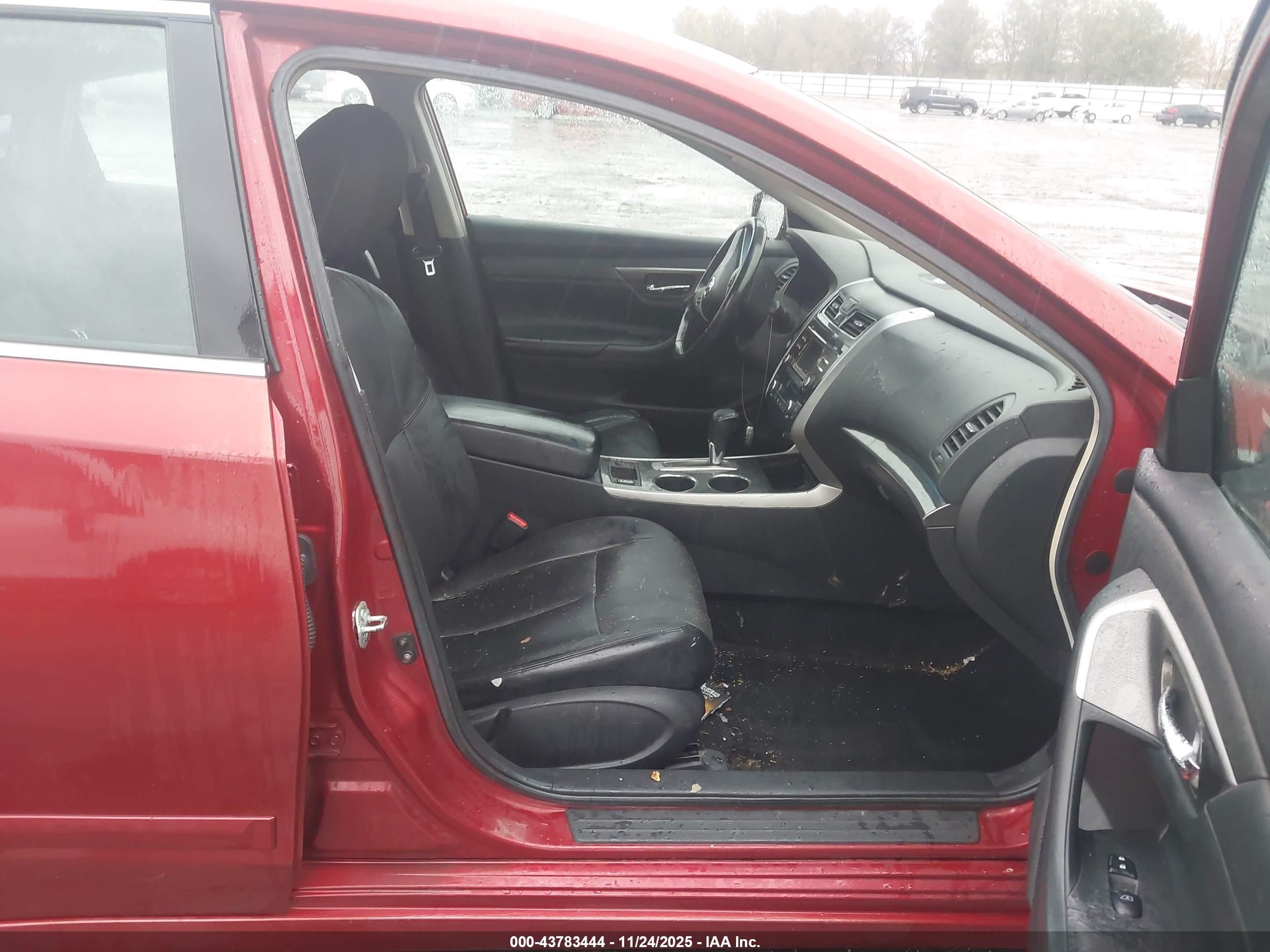 NISSAN ALTIMA image 5