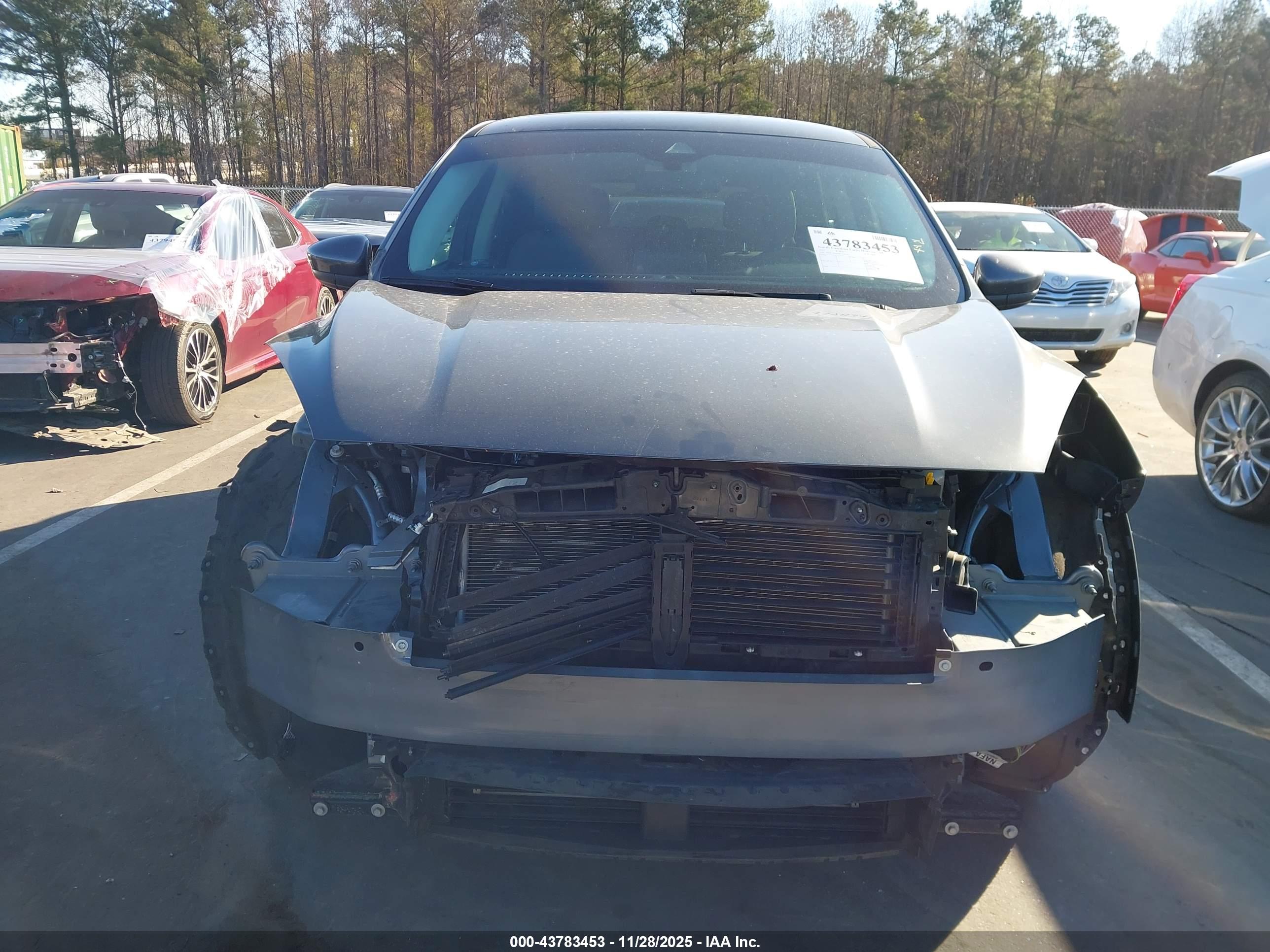 FORD ESCAPE image 6