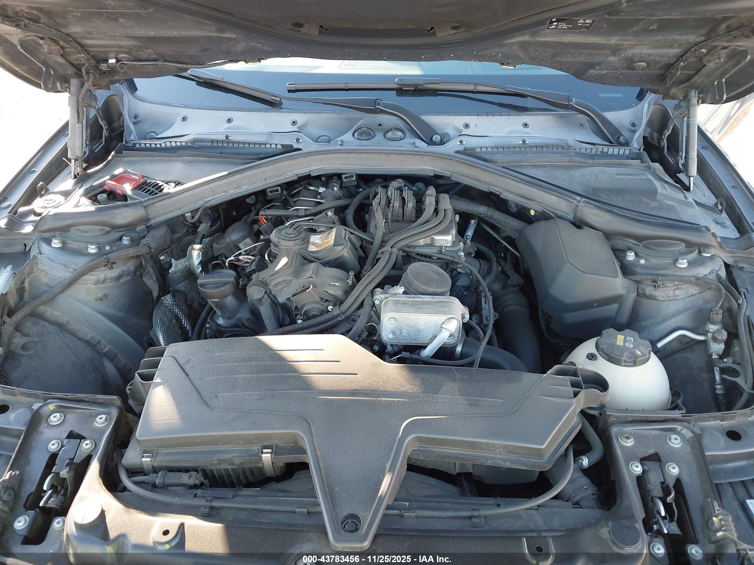 BMW 328I image 10
