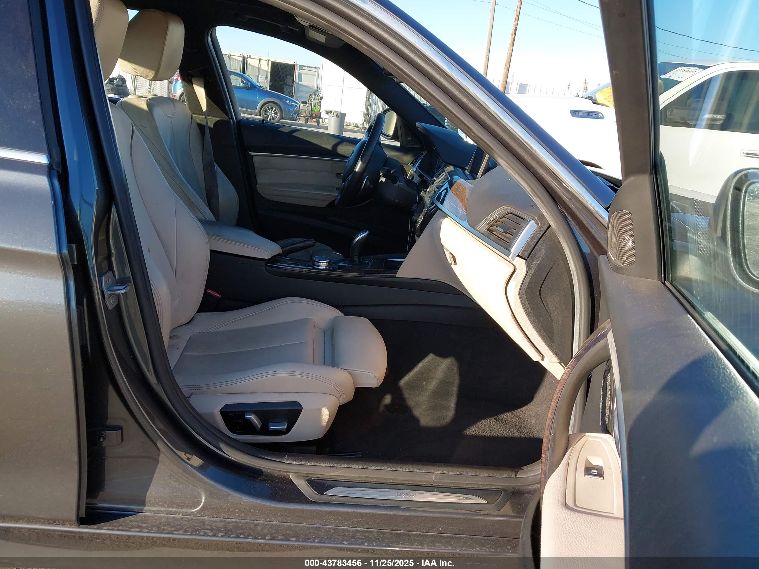 BMW 328I image 5
