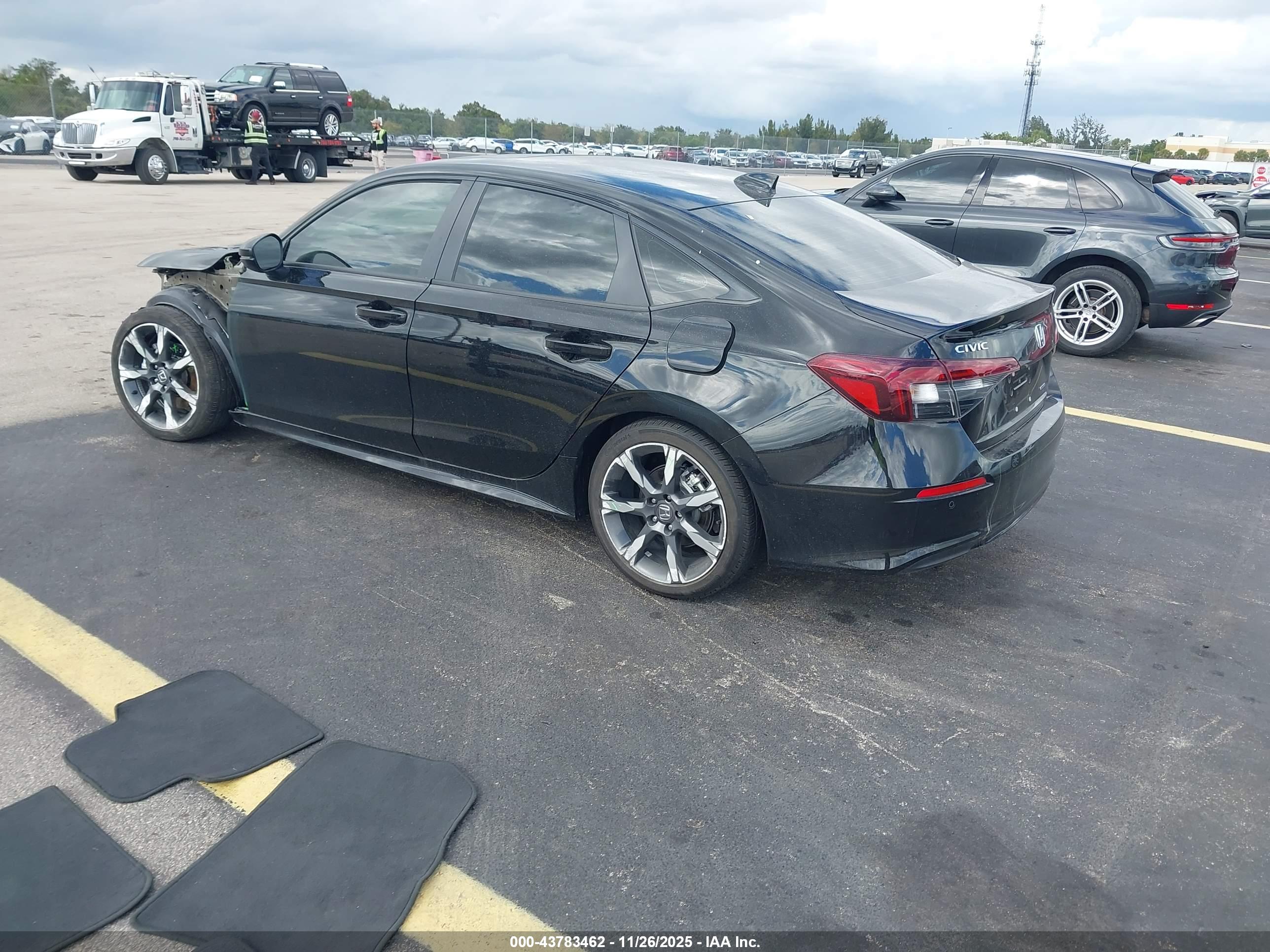 HONDA CIVIC image 3