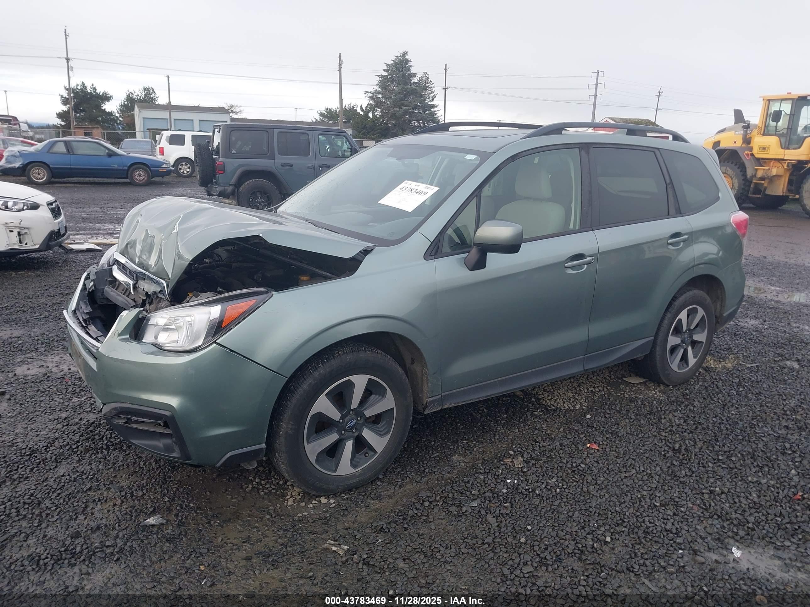 SUBARU FORESTER image 2
