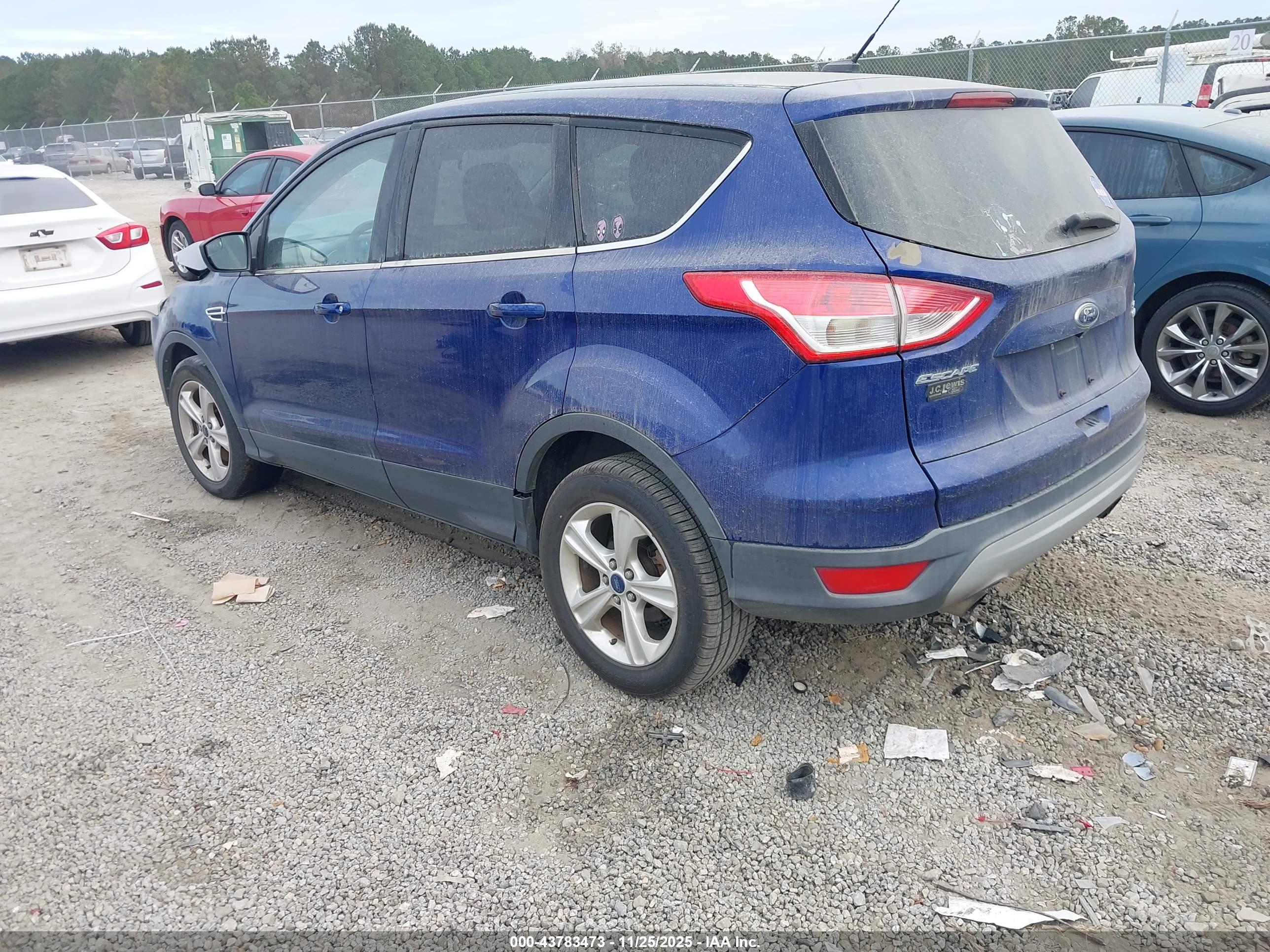 FORD ESCAPE image 3