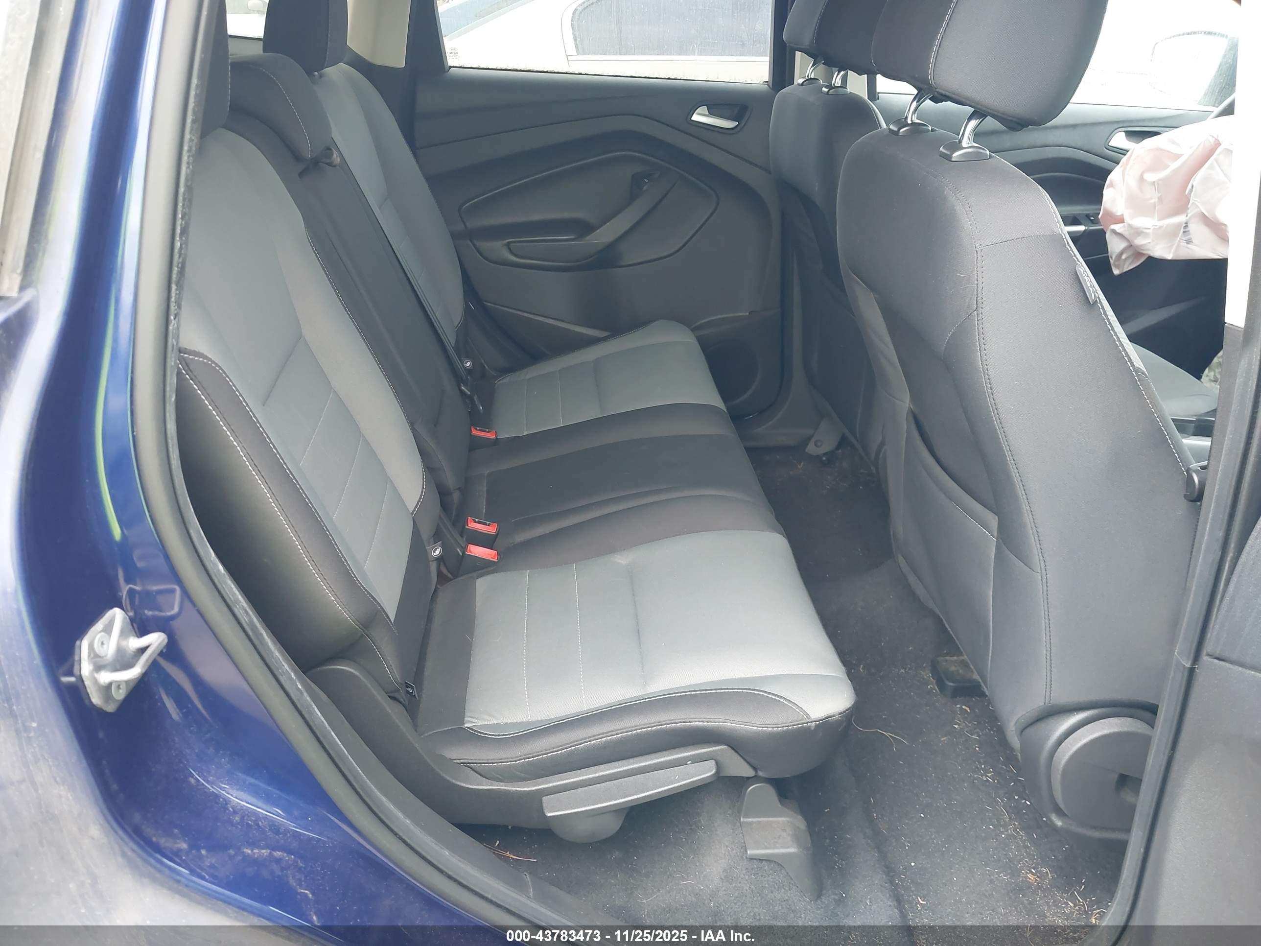 FORD ESCAPE image 8