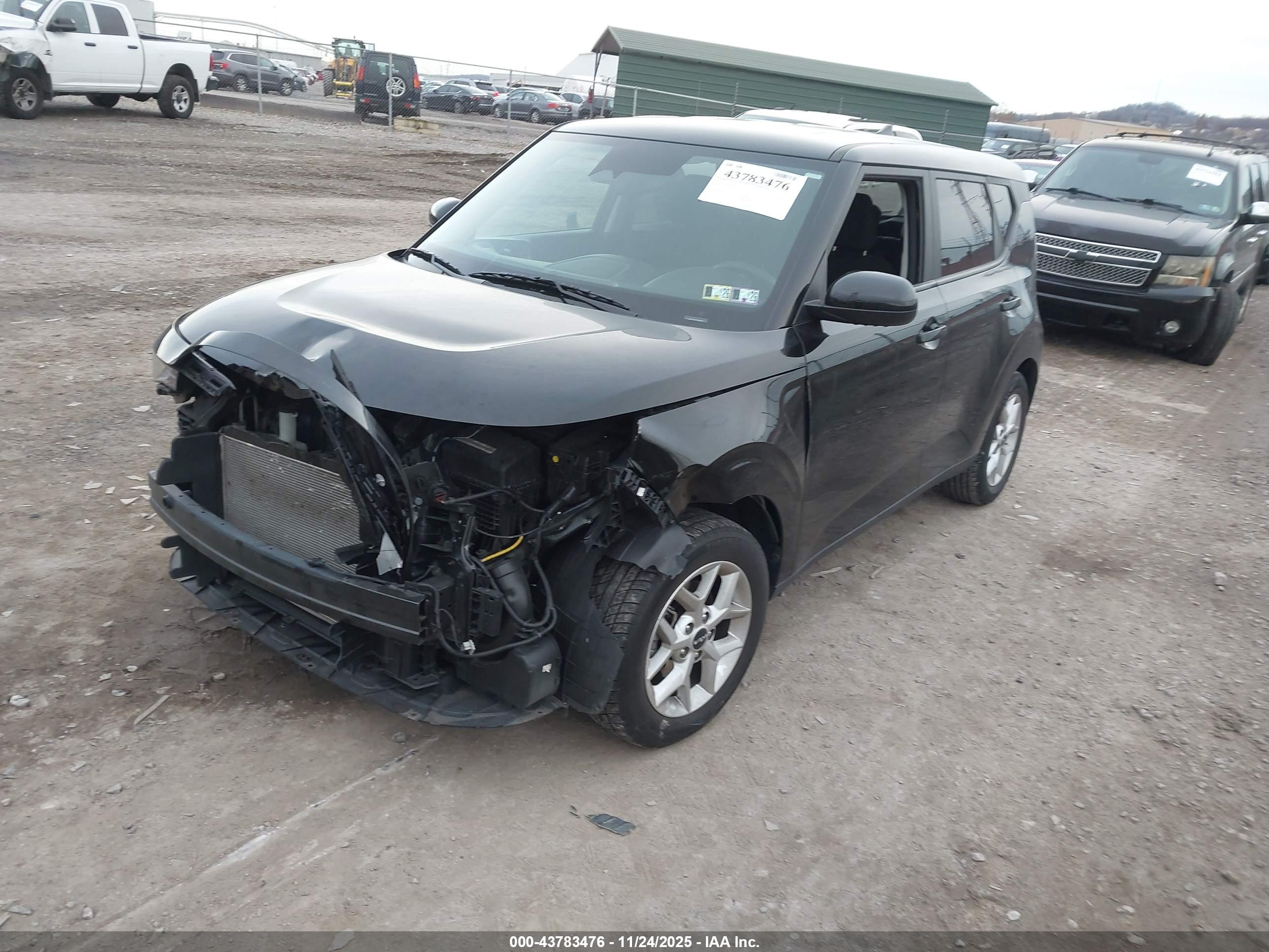 KIA SOUL image 2