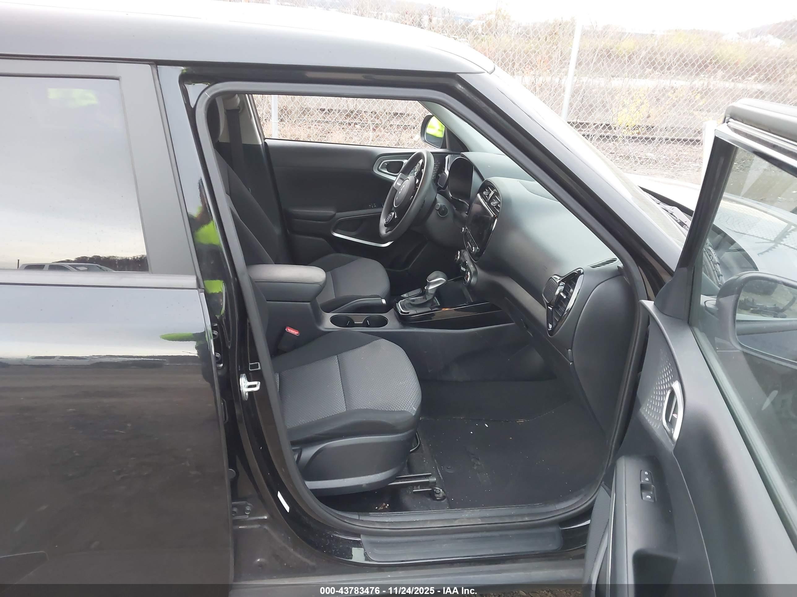 KIA SOUL image 5