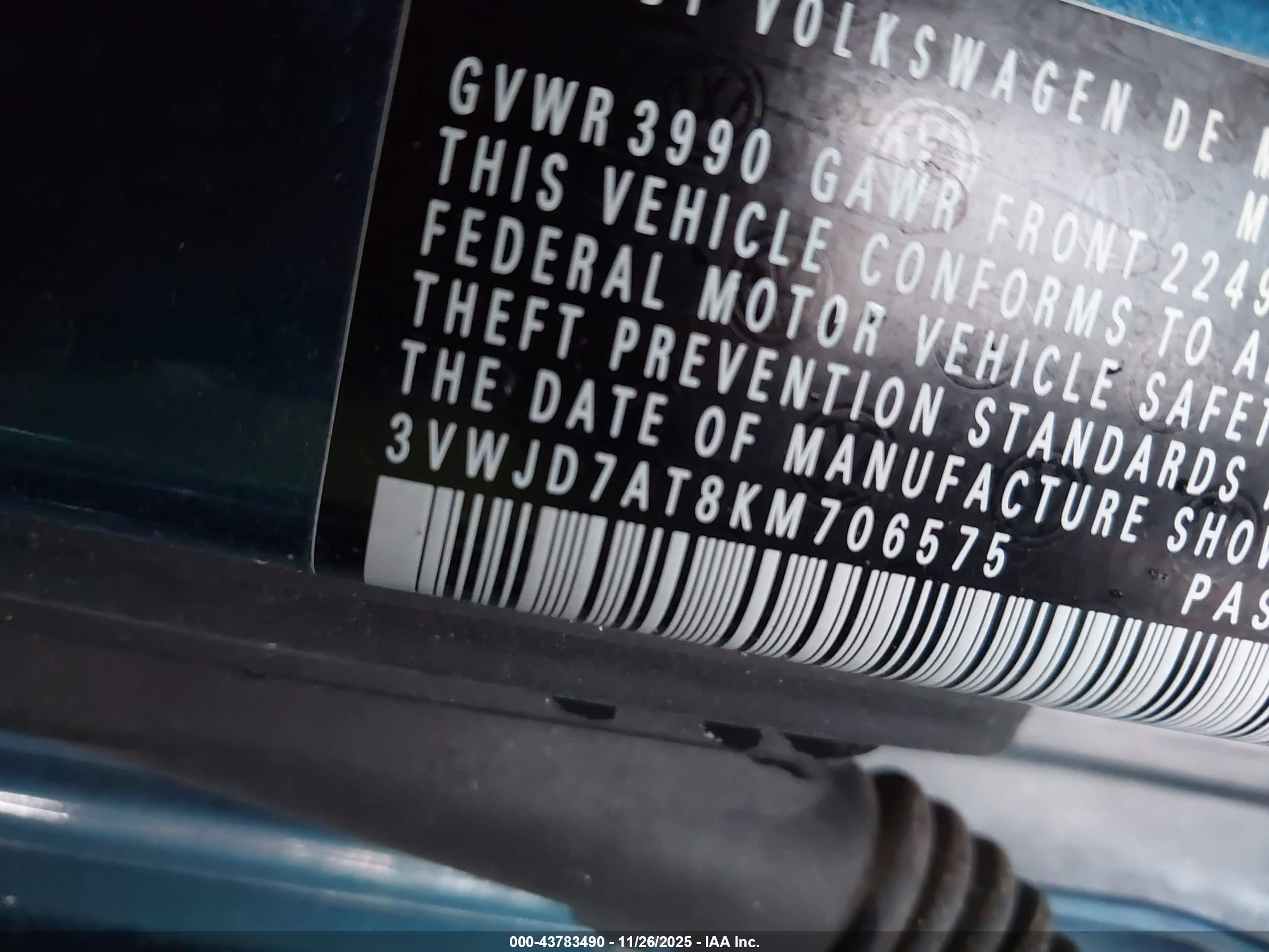 VOLKSWAGEN BEETLE image 9