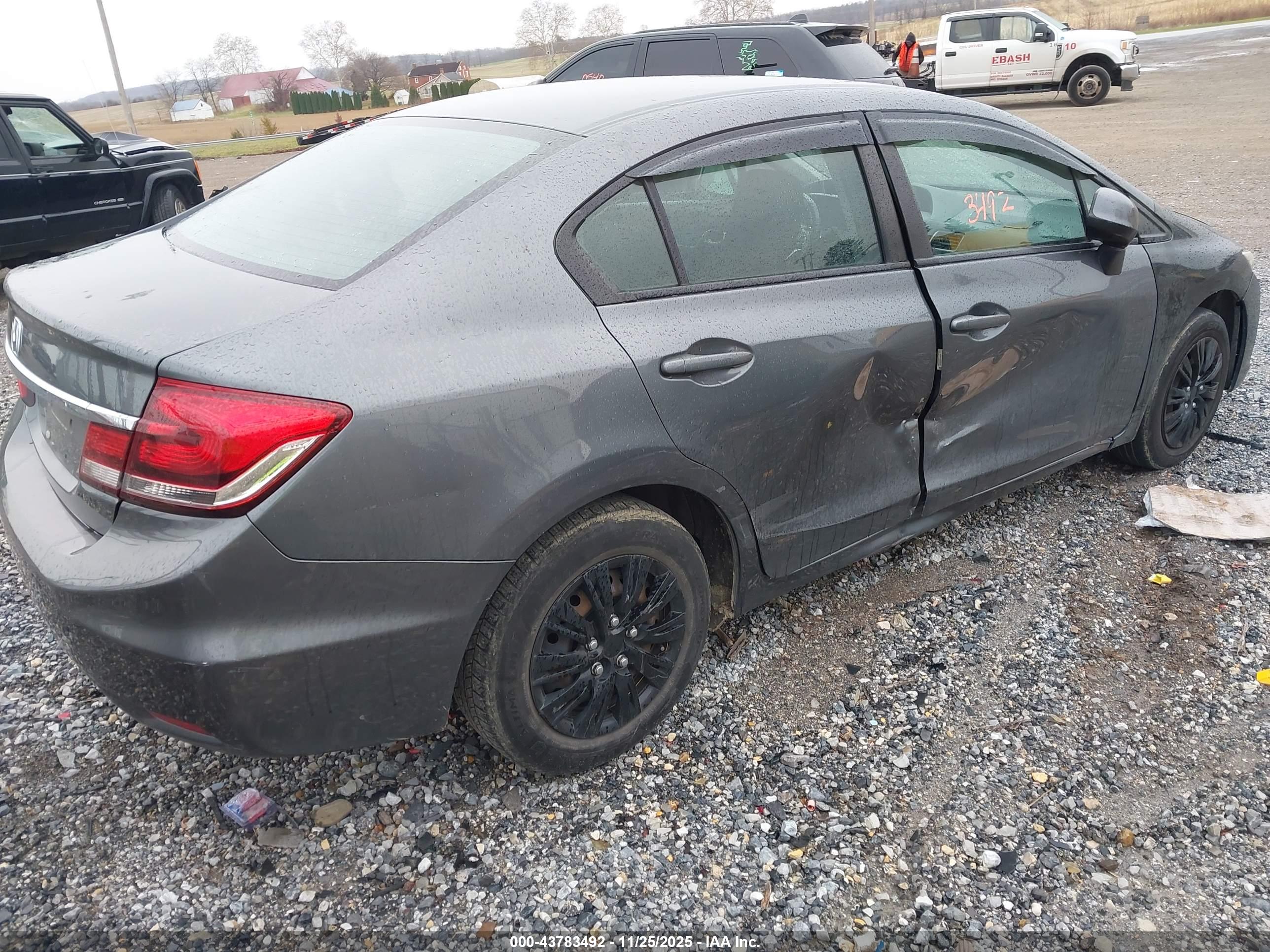 HONDA CIVIC image 4