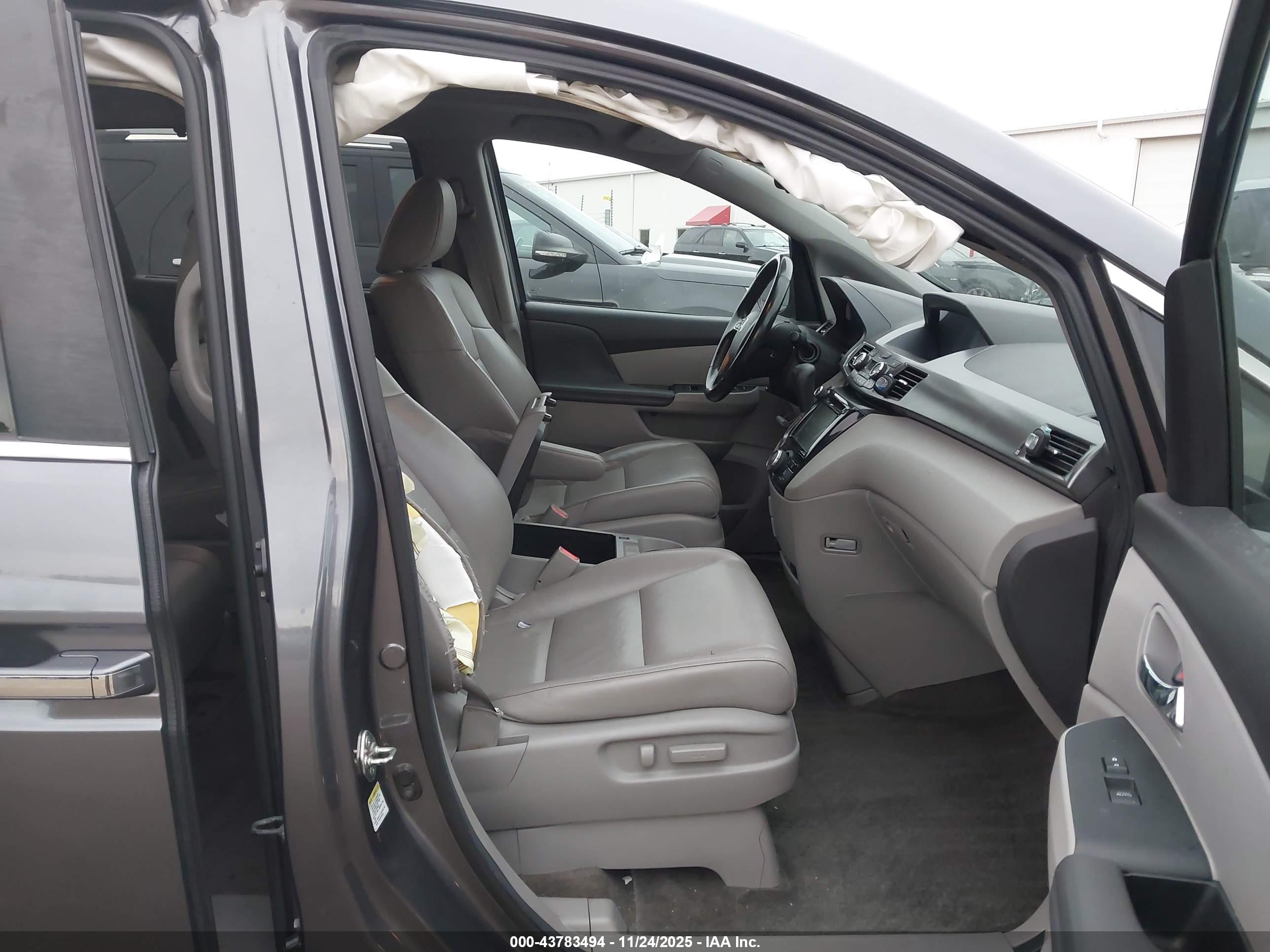 HONDA ODYSSEY image 5