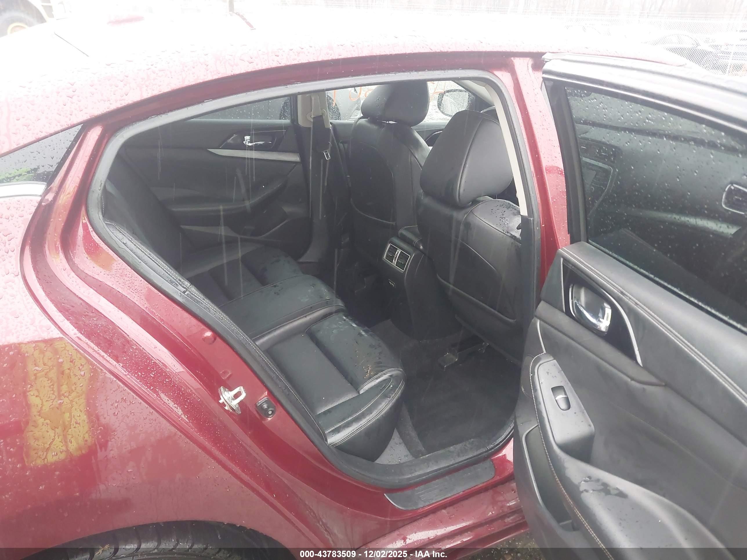 NISSAN MAXIMA image 8