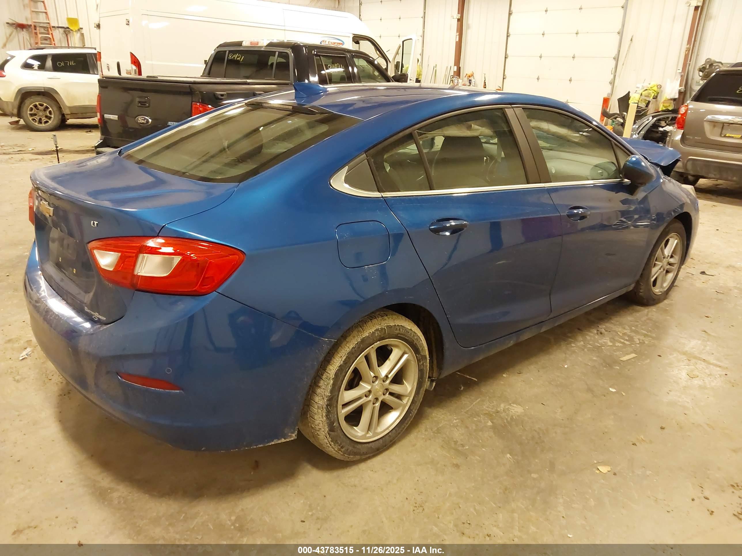 CHEVROLET CRUZE image 4