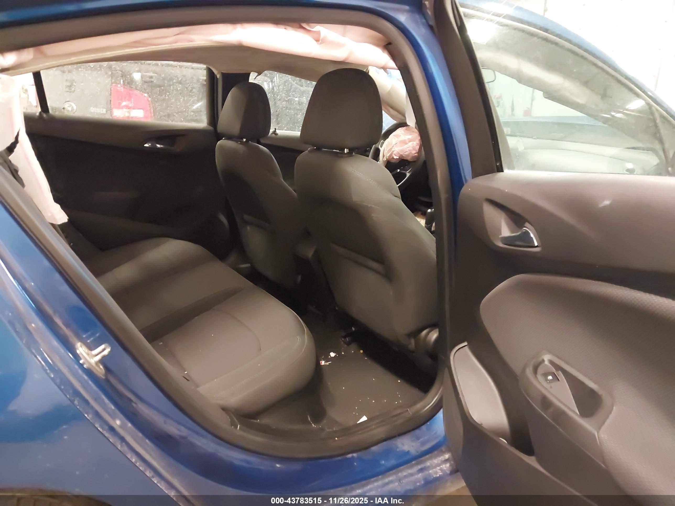 CHEVROLET CRUZE image 8