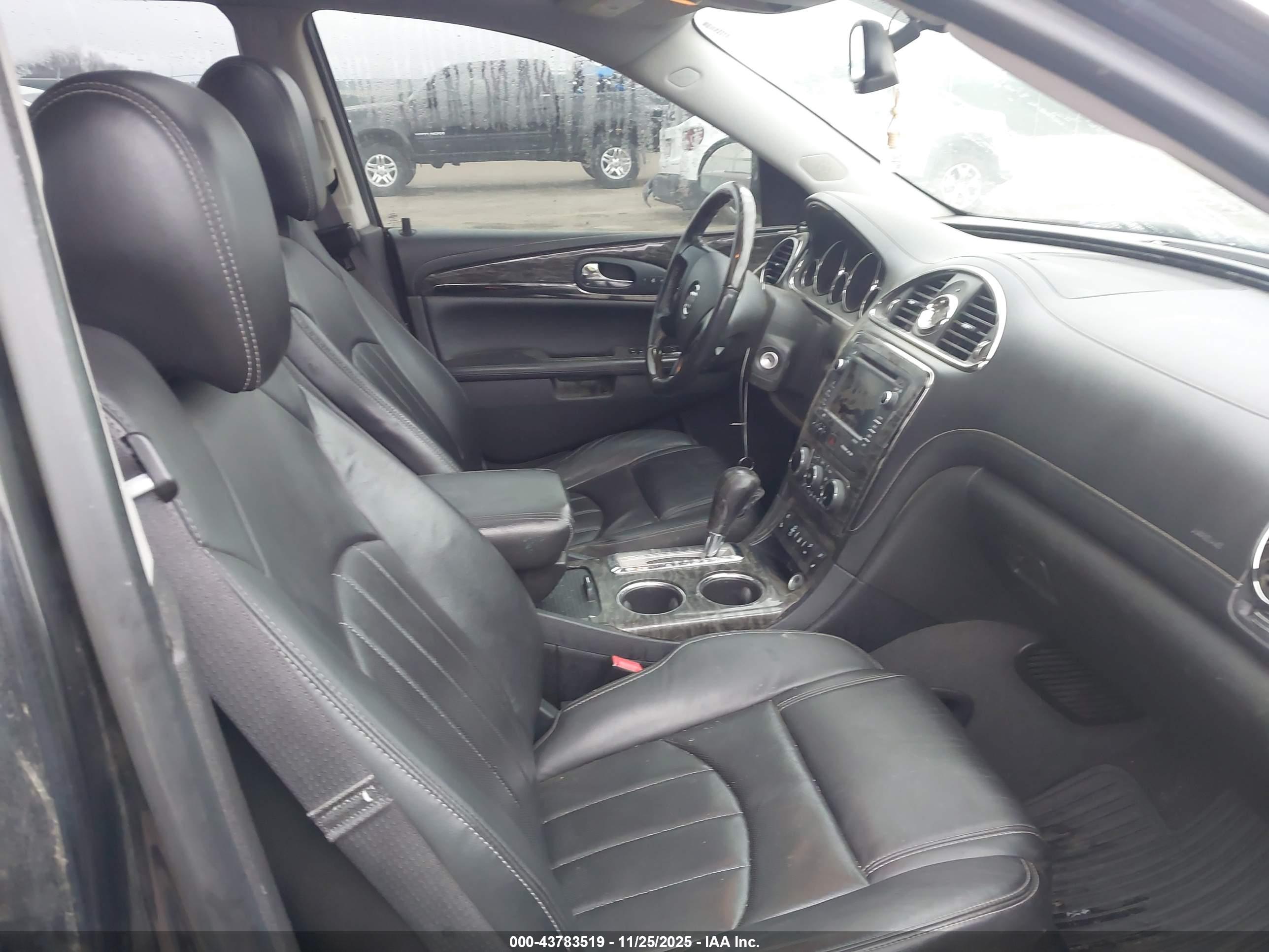 BUICK ENCLAVE image 5
