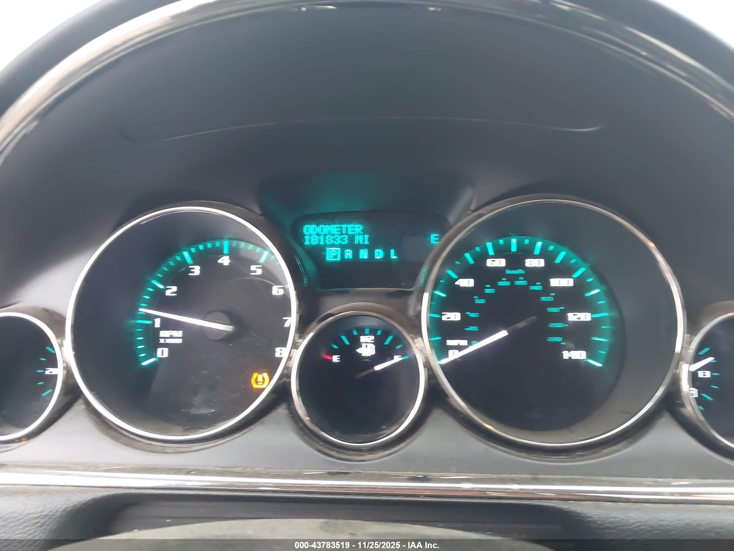 BUICK ENCLAVE image 7
