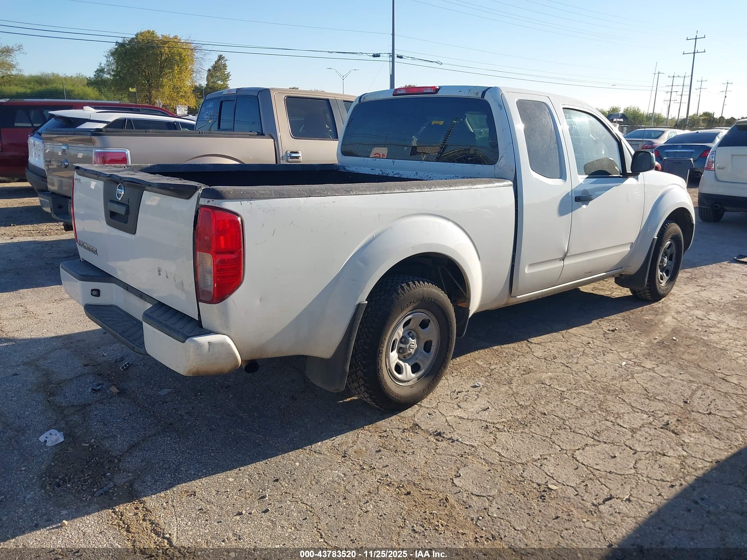 NISSAN FRONTIER image 4