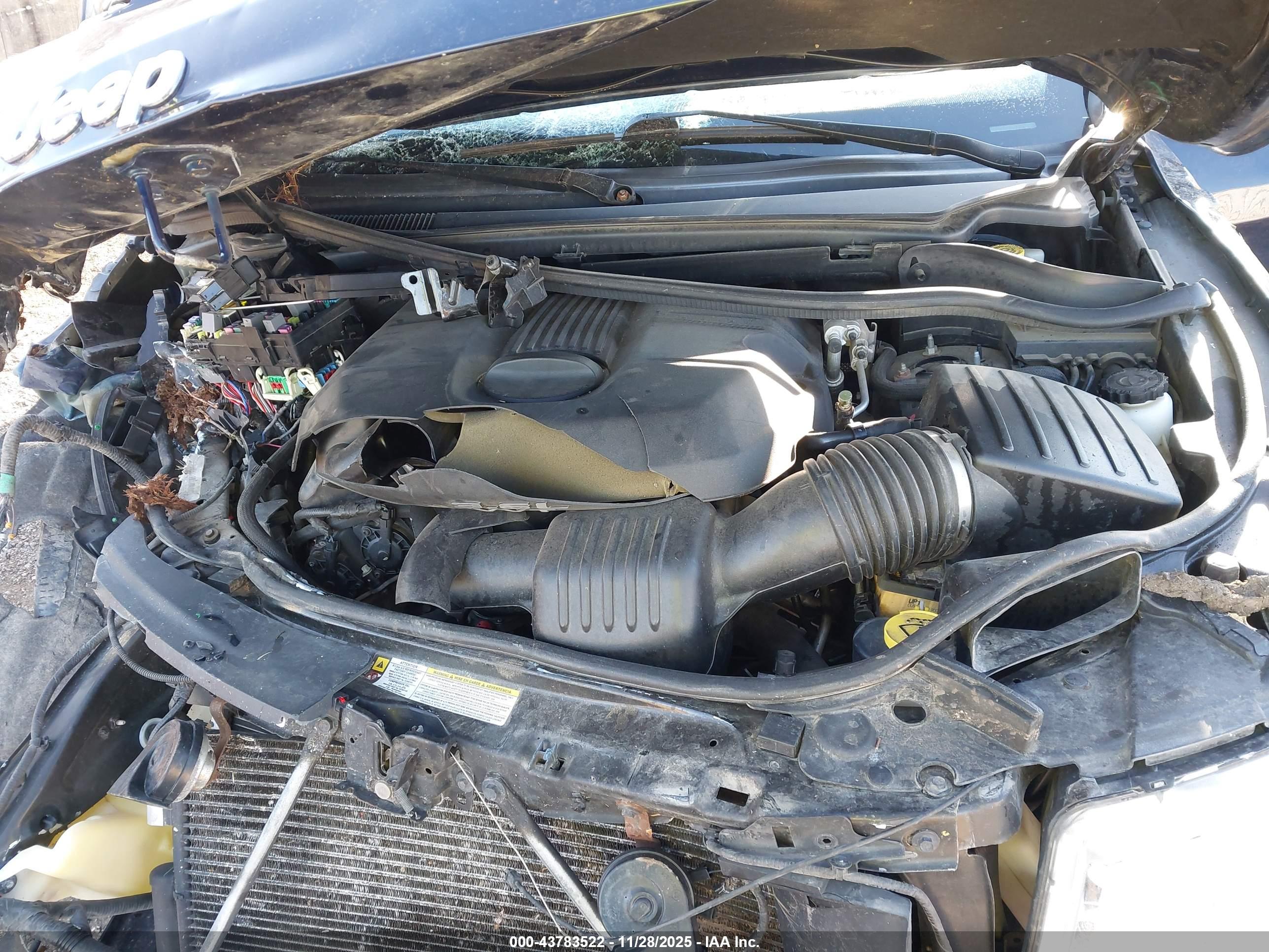 JEEP GRAND image 10