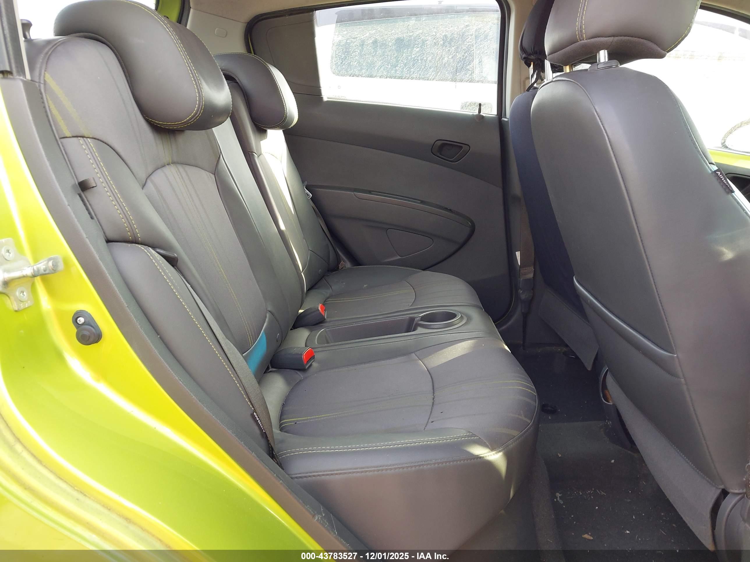 CHEVROLET SPARK image 8