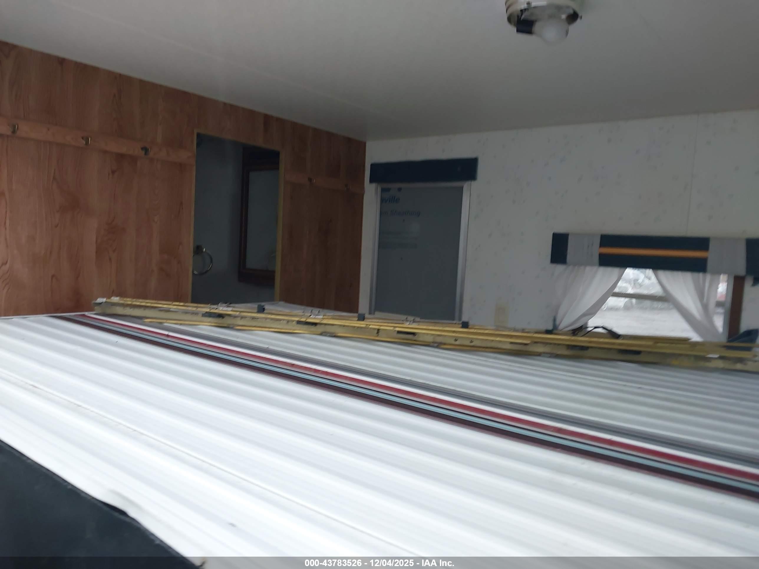 NOMAD 4080 image 8