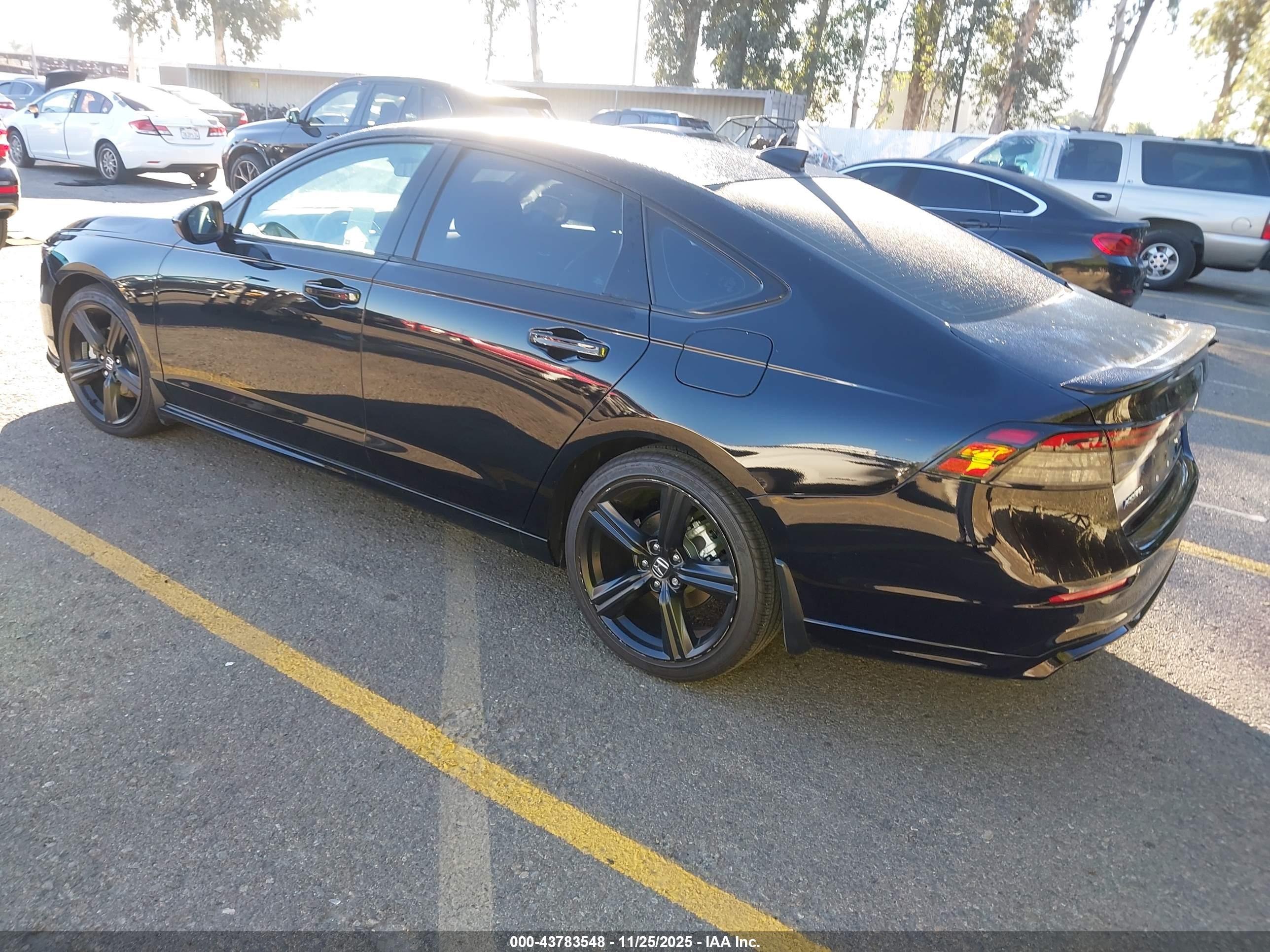 HONDA ACCORD image 3