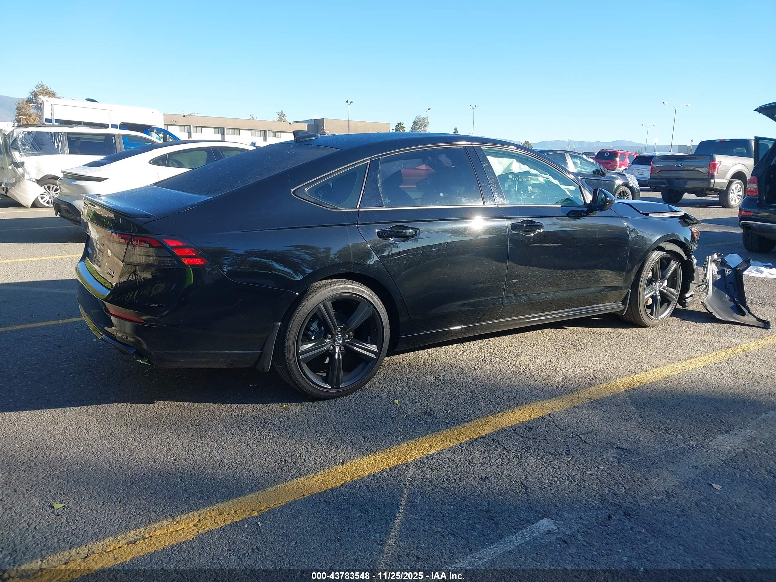 HONDA ACCORD image 4