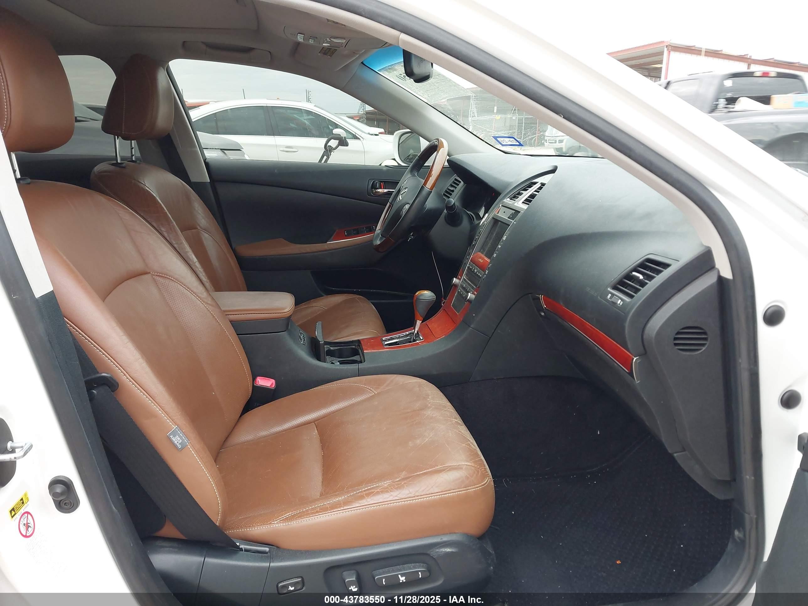 LEXUS ES image 5