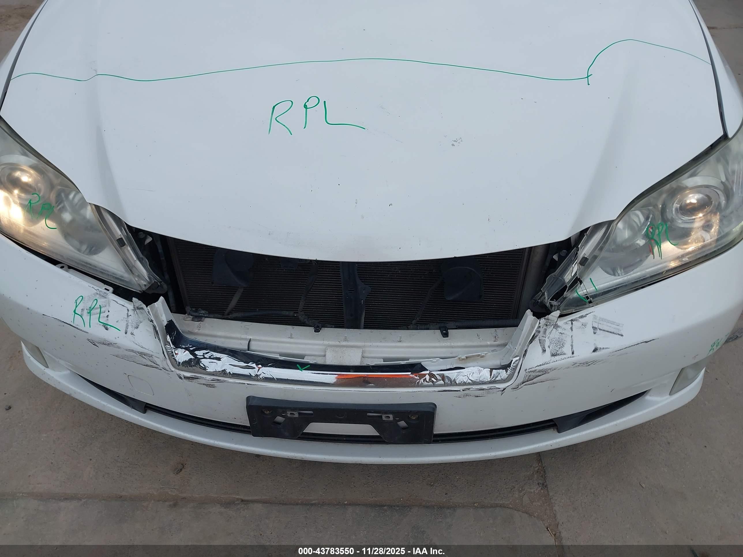 LEXUS ES image 6